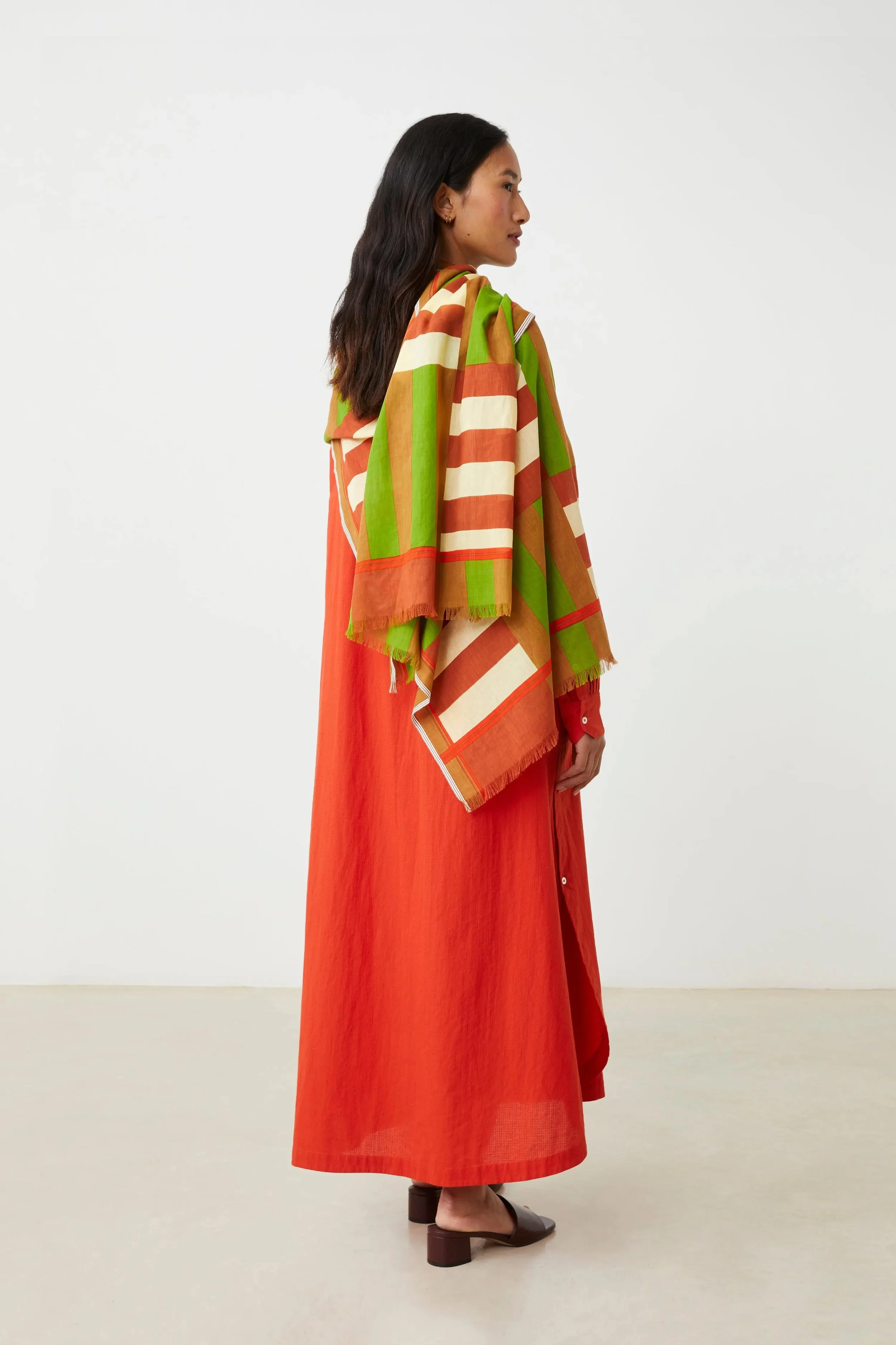 moismont-field-scarf-771-matcha-1-manon-bis.jpg