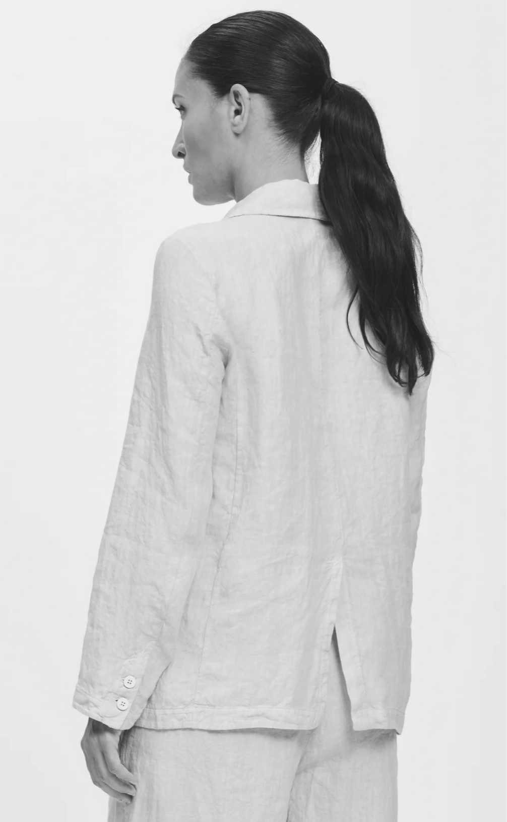 Transit-D135-Jacket-linen-sand-4-manon-bis.jpg.png