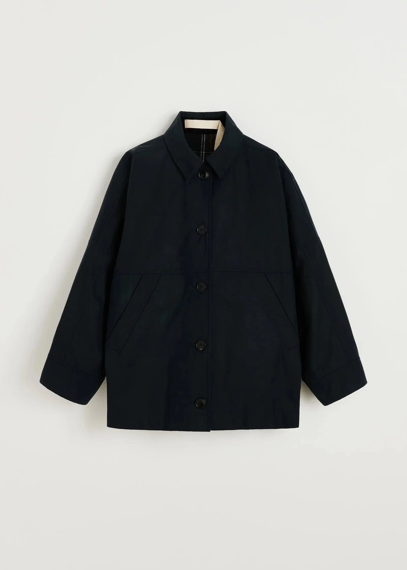 Aiayu-Moa-Jacket-Oilskin_Navy_4-manon-bis-D.jpg .jpg