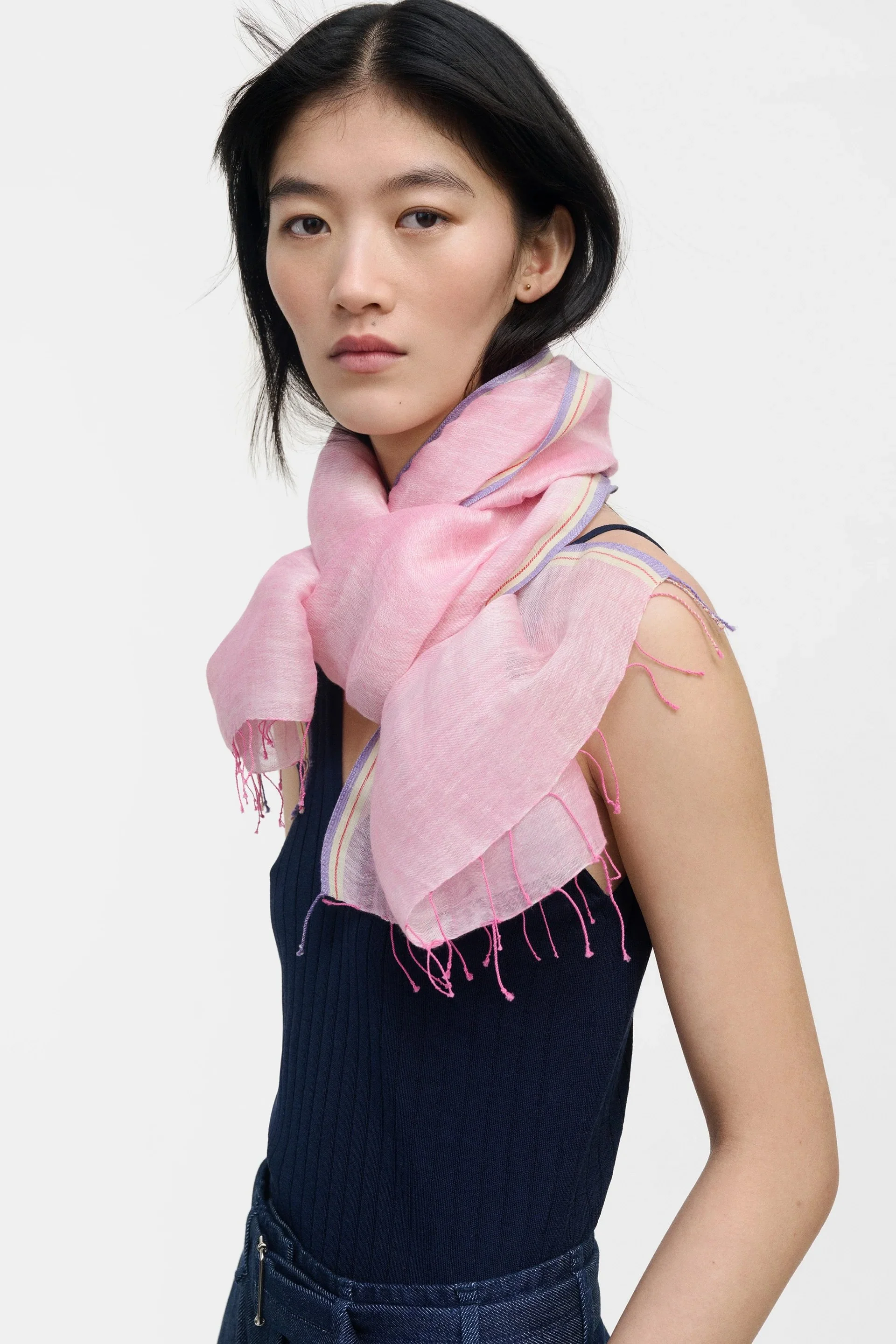 EPICE_UNI_6_K_candy-floss-scarf-2-manon-bis.jpg .jpg