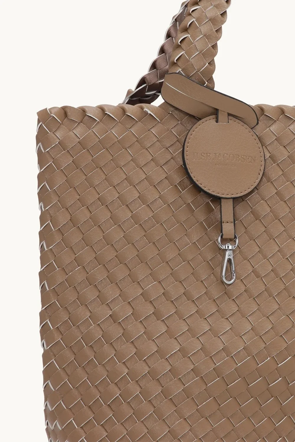 ilse-jacobsen-woven-reversible tote-bag-manon-bis.jpg