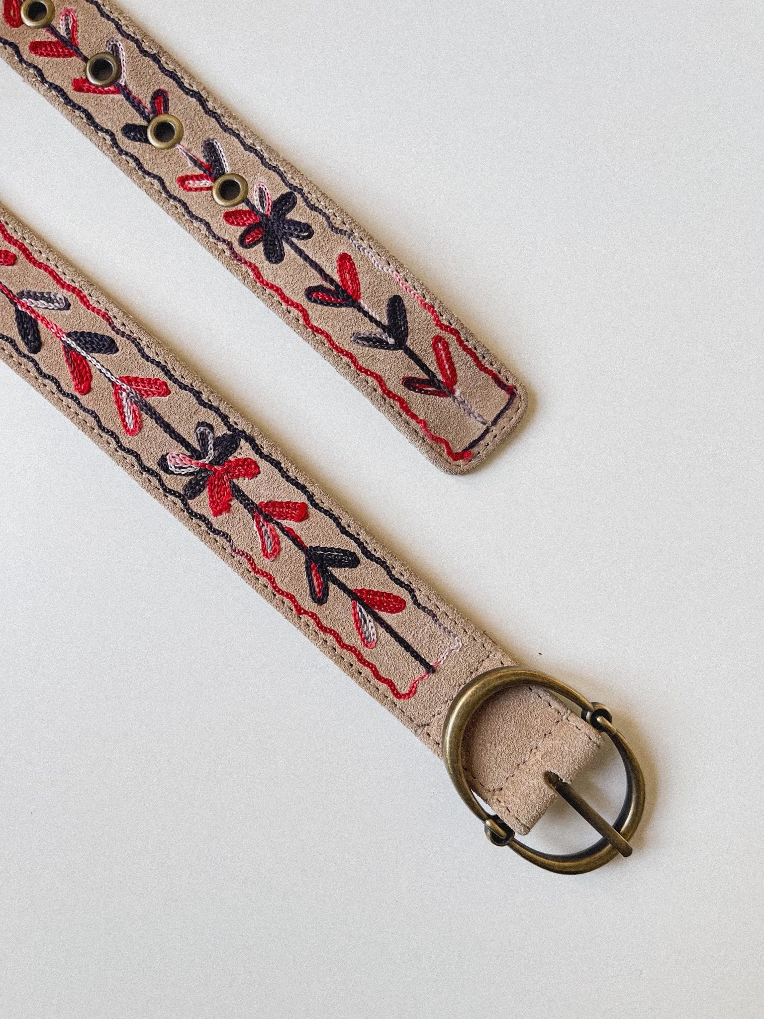 Maison-Hotel-Thar-Belt-Karma-Thread-3-manon-bis.jpg