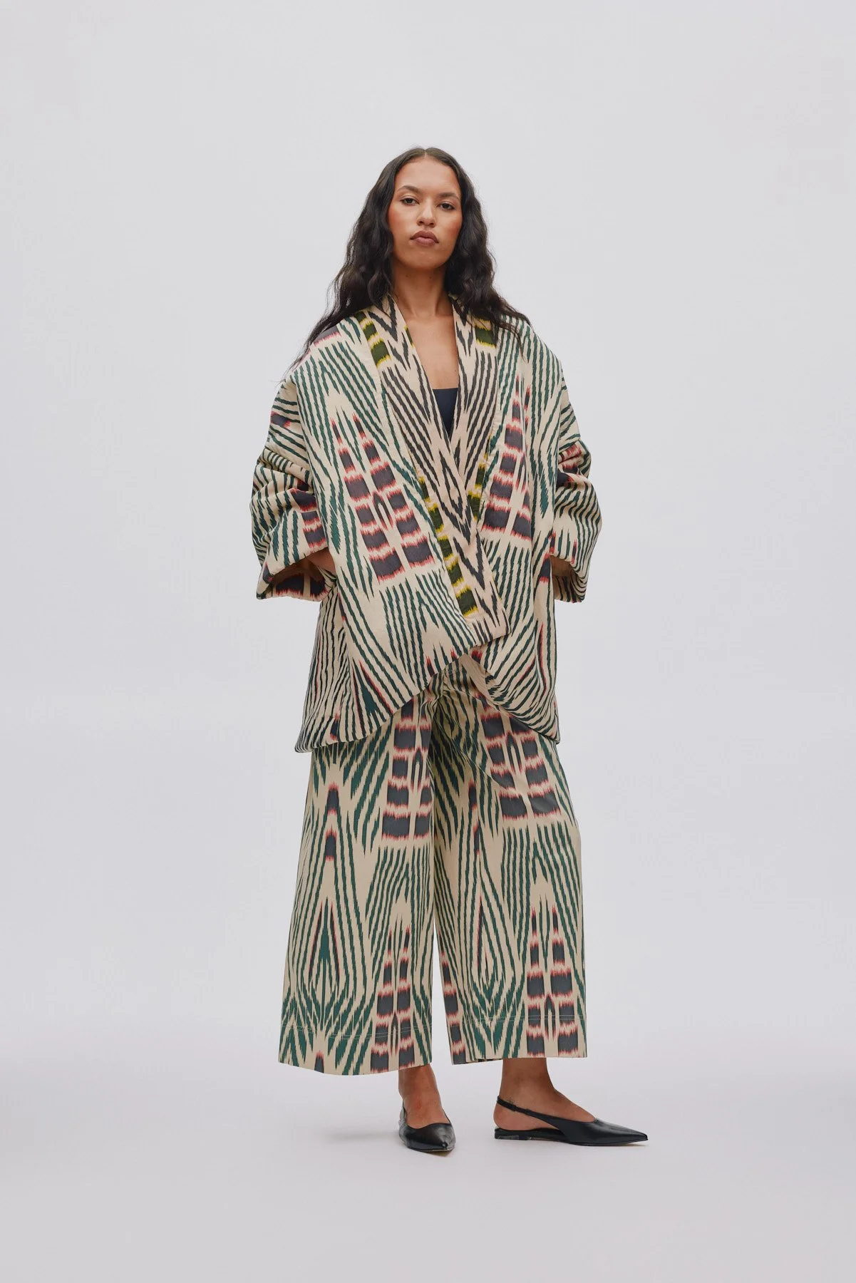 rabens-saloner-abba-kimono-ikat-manon-bis.jpg