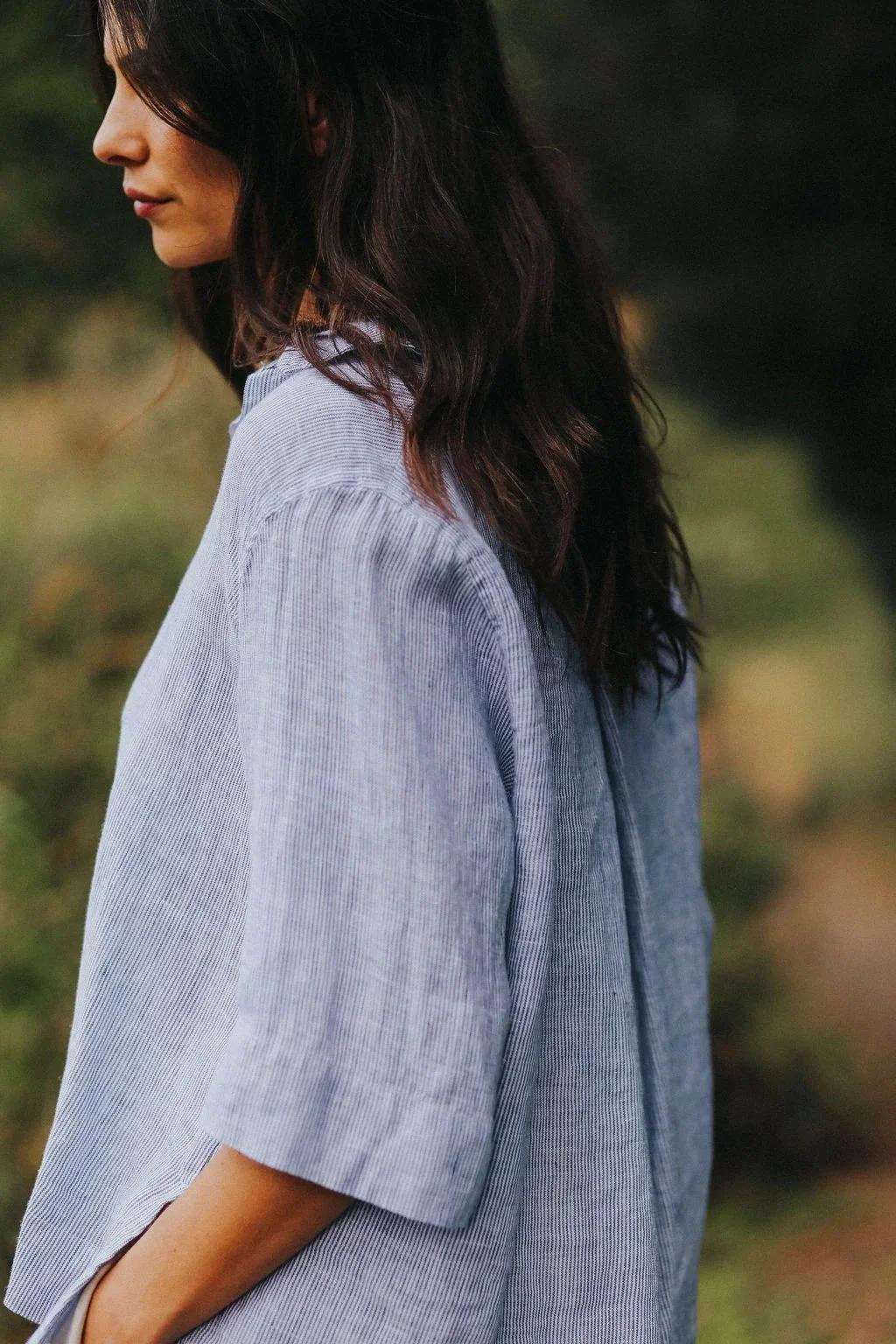 montaigne-dion-fine-blue-stripe-linen-blouse-3-manon-bis.jpg