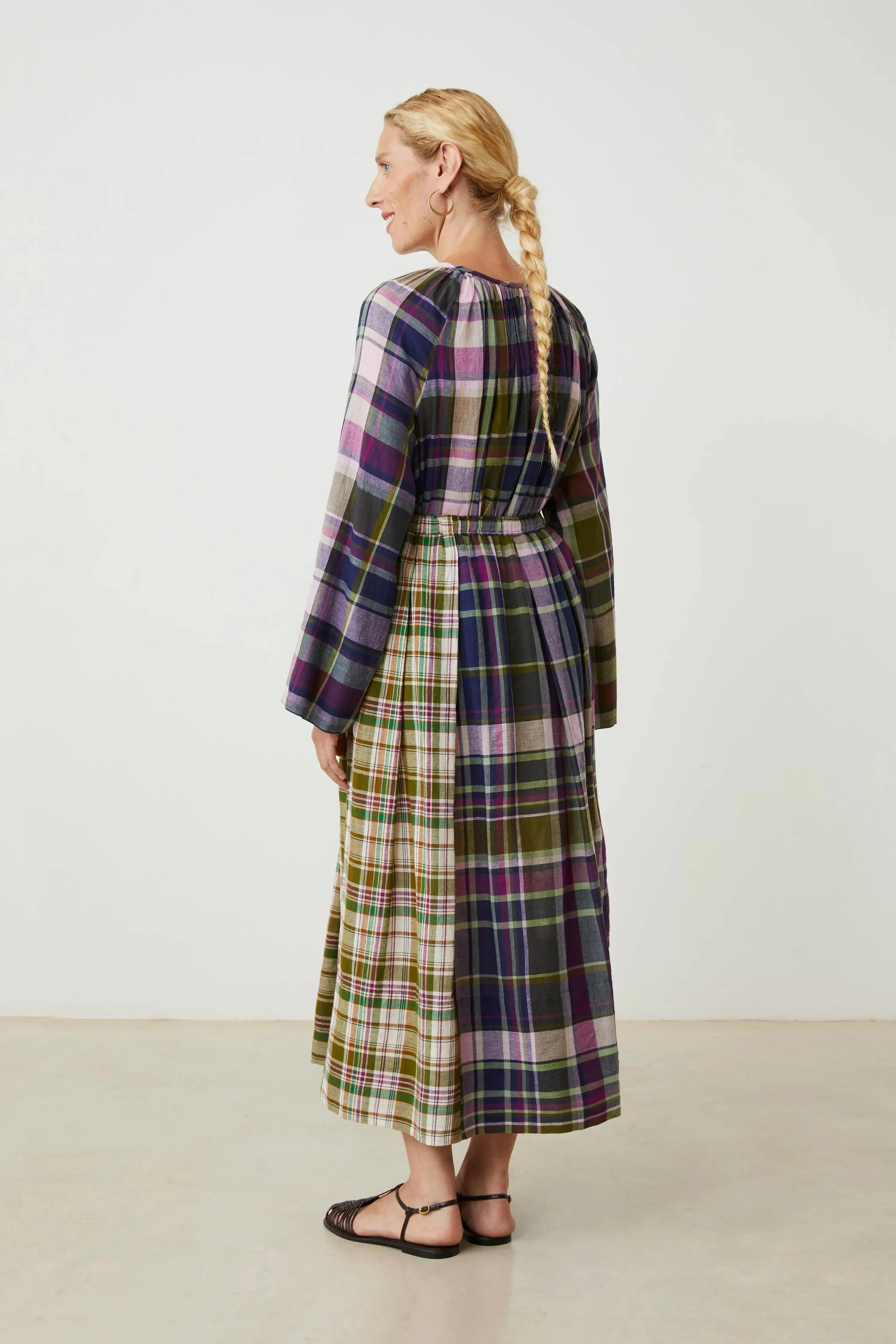 Moismont-skirt-paule-sagan-amazon-8360-4-manon-bis.jpg