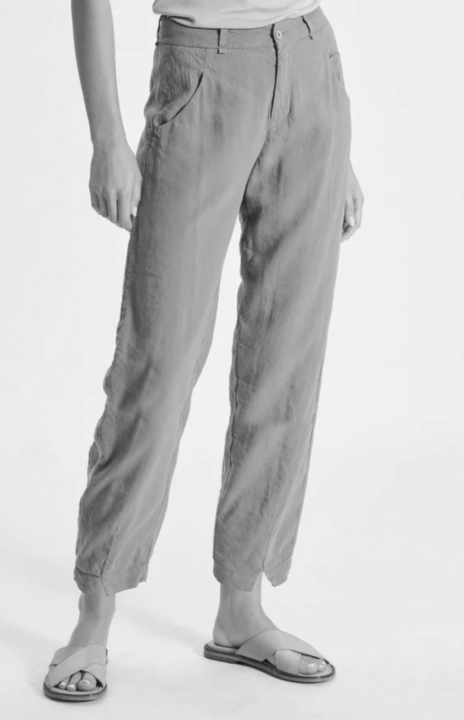 Transit-c126-signature-pant-3-manon-bis.jpg.png