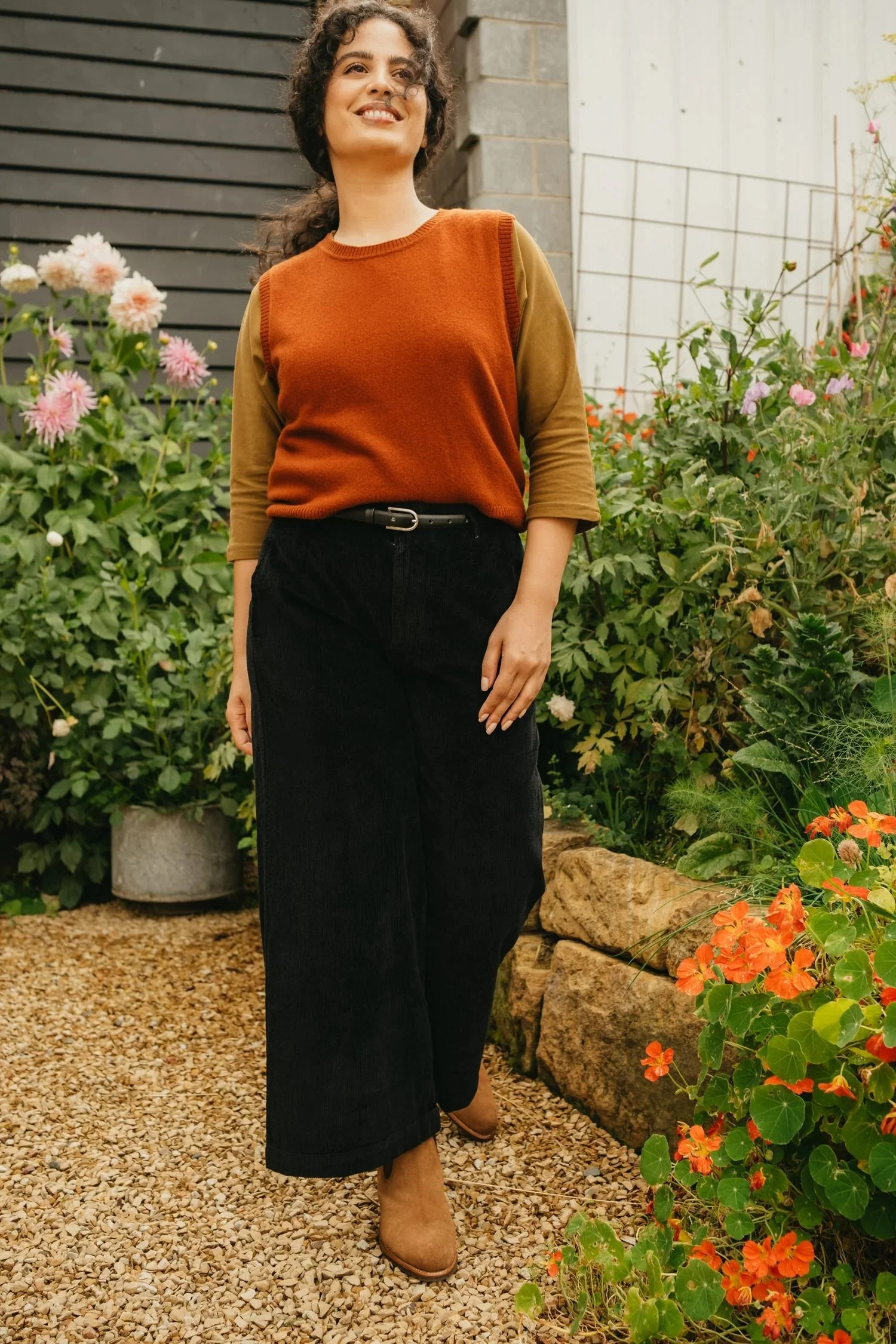montaigne-rene-corduroy-cotton-wide-leg-pants-black-manon-bis.jpg .jpg