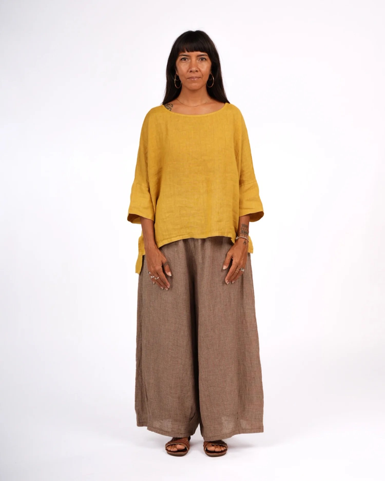 montaigne-eadie-linen-pants-in-fine-houndstooth-brown-5-manon-bis.jpg .jpg