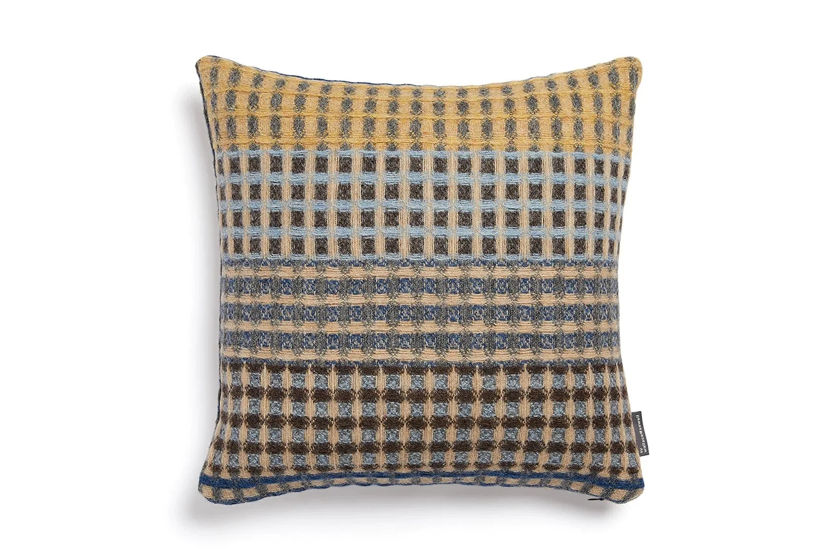 Wallace-Sewell-regent-cushion-waffle-5-manon-bis.jpg