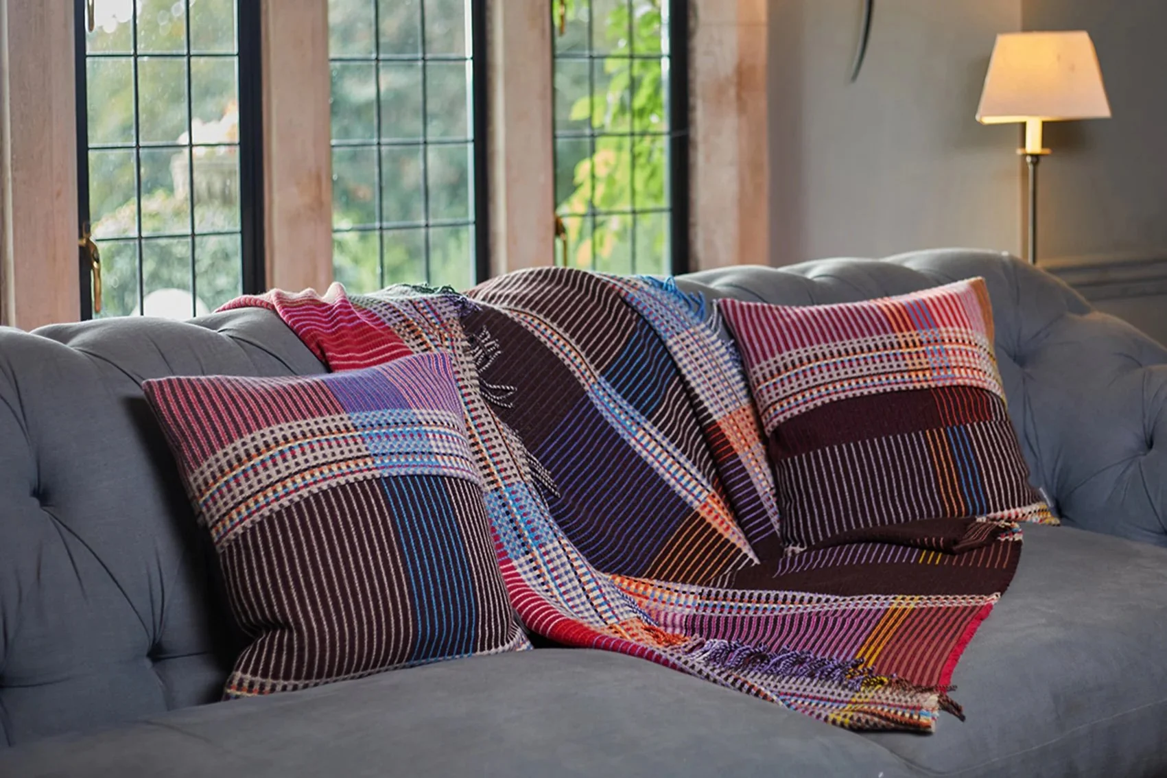 Wallace-Sewell-Cushion_Lambswool_Pinstripe-Sophia_manon-bis.jpg .jpg