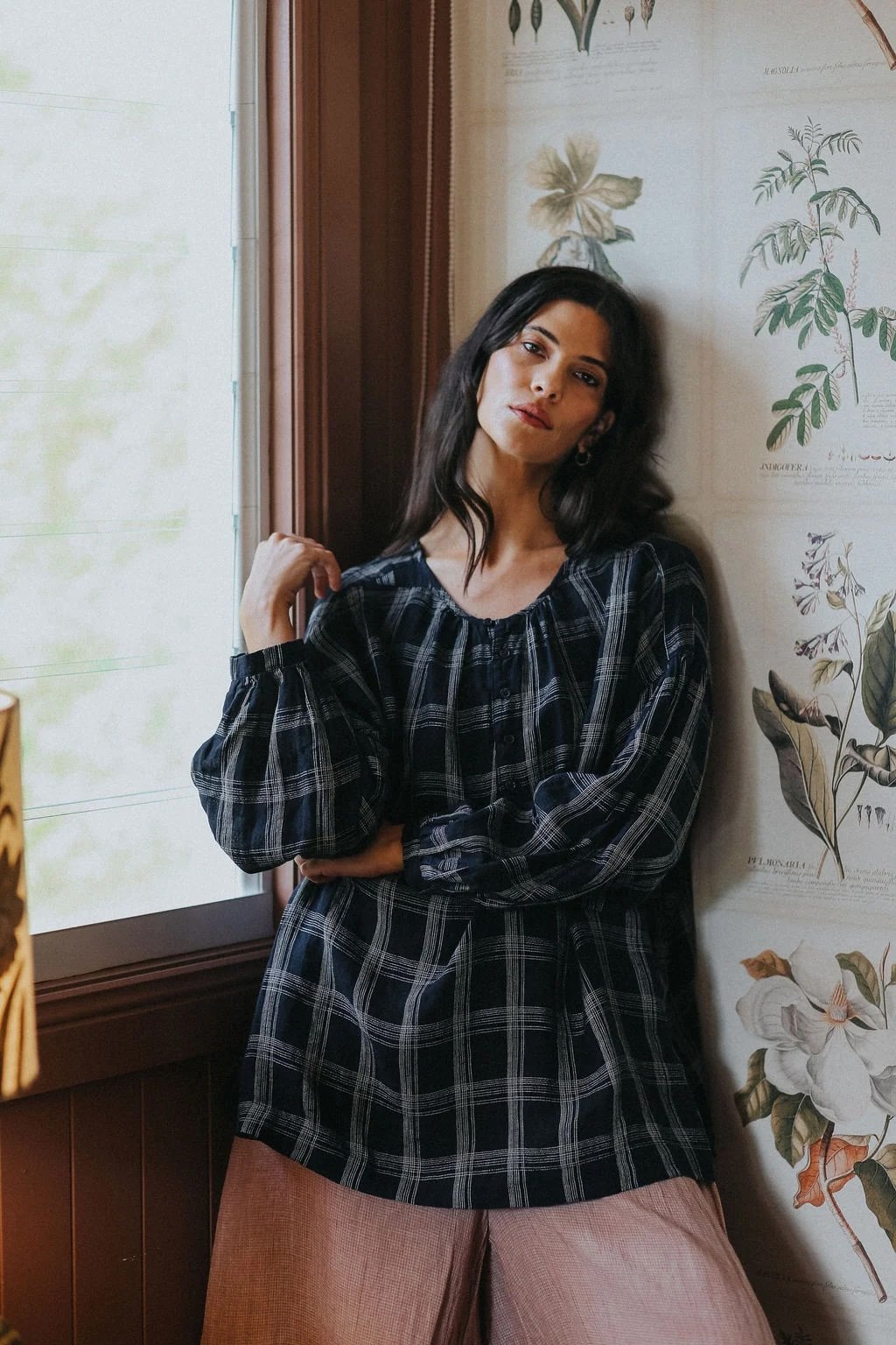 montaigne-dante-navy-check-linen-top-manon-bis.jpg .jpg