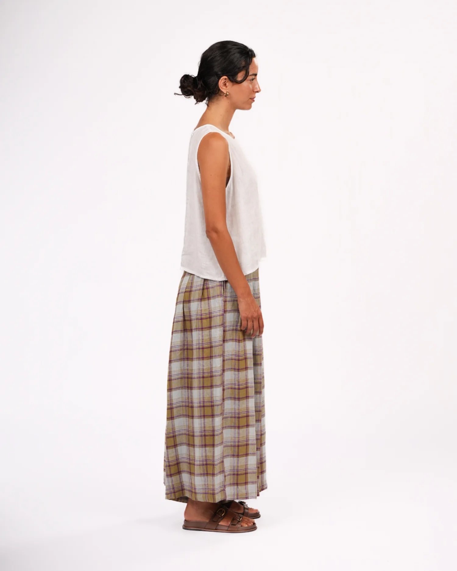 montaigne-french-linen-culottes-in-pistachio-check-2-manon-bis.jpg .jpg