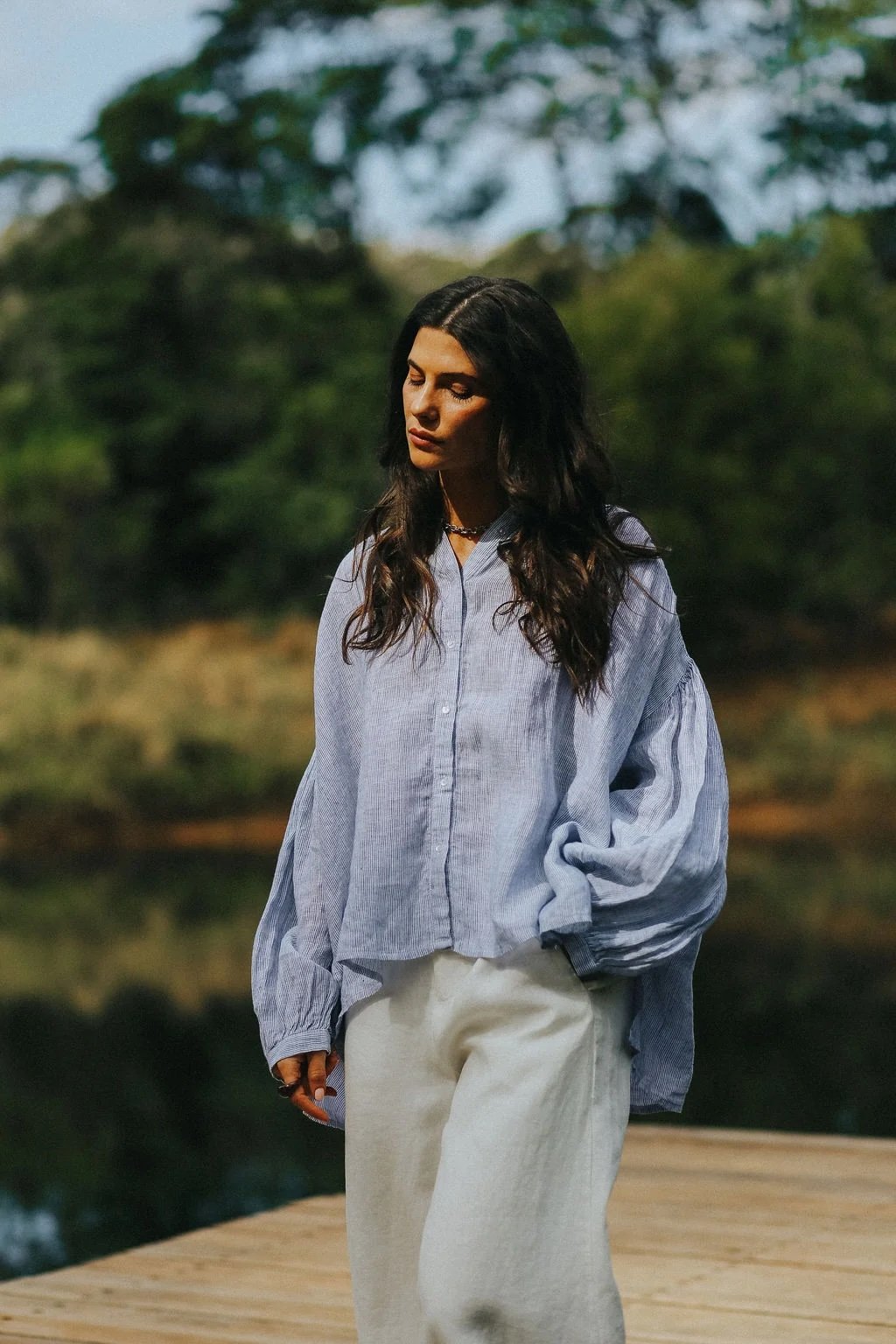 montaigne-mila-fine-blue-stripe-linen-top-4-manon-bis.jpg .jpg