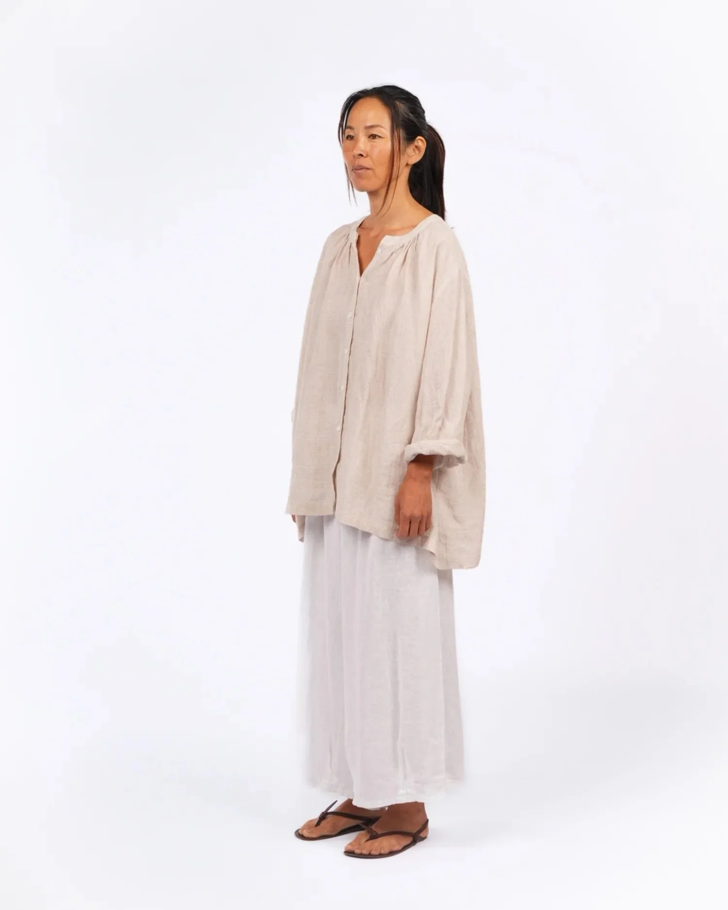 montaigne-carmen-linen-top-in-fine-houndstooth-linen-1-manon-bis.jpg .jpg