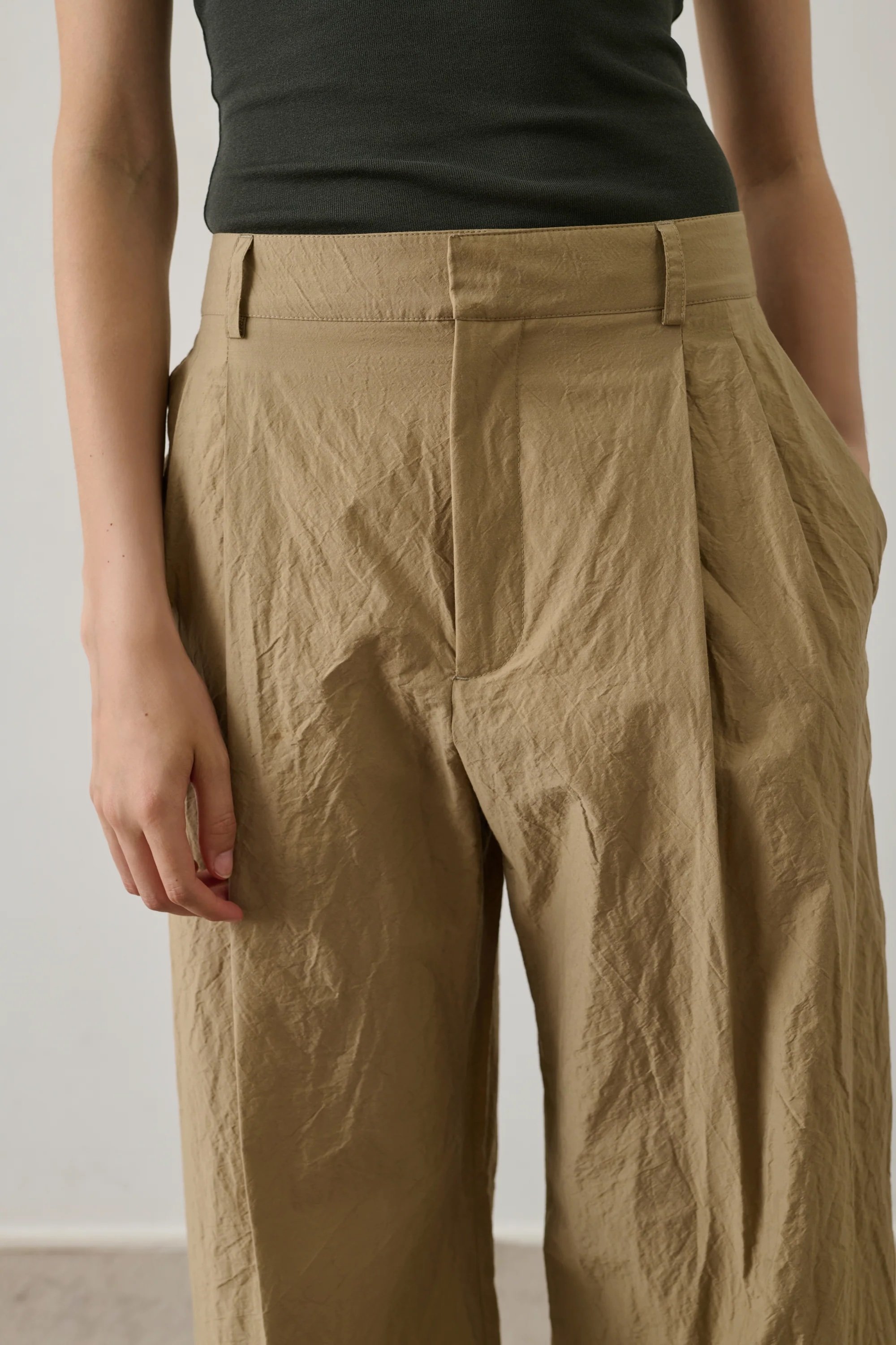 Soeur-watson-trousers-sand-manon-bis.jpg