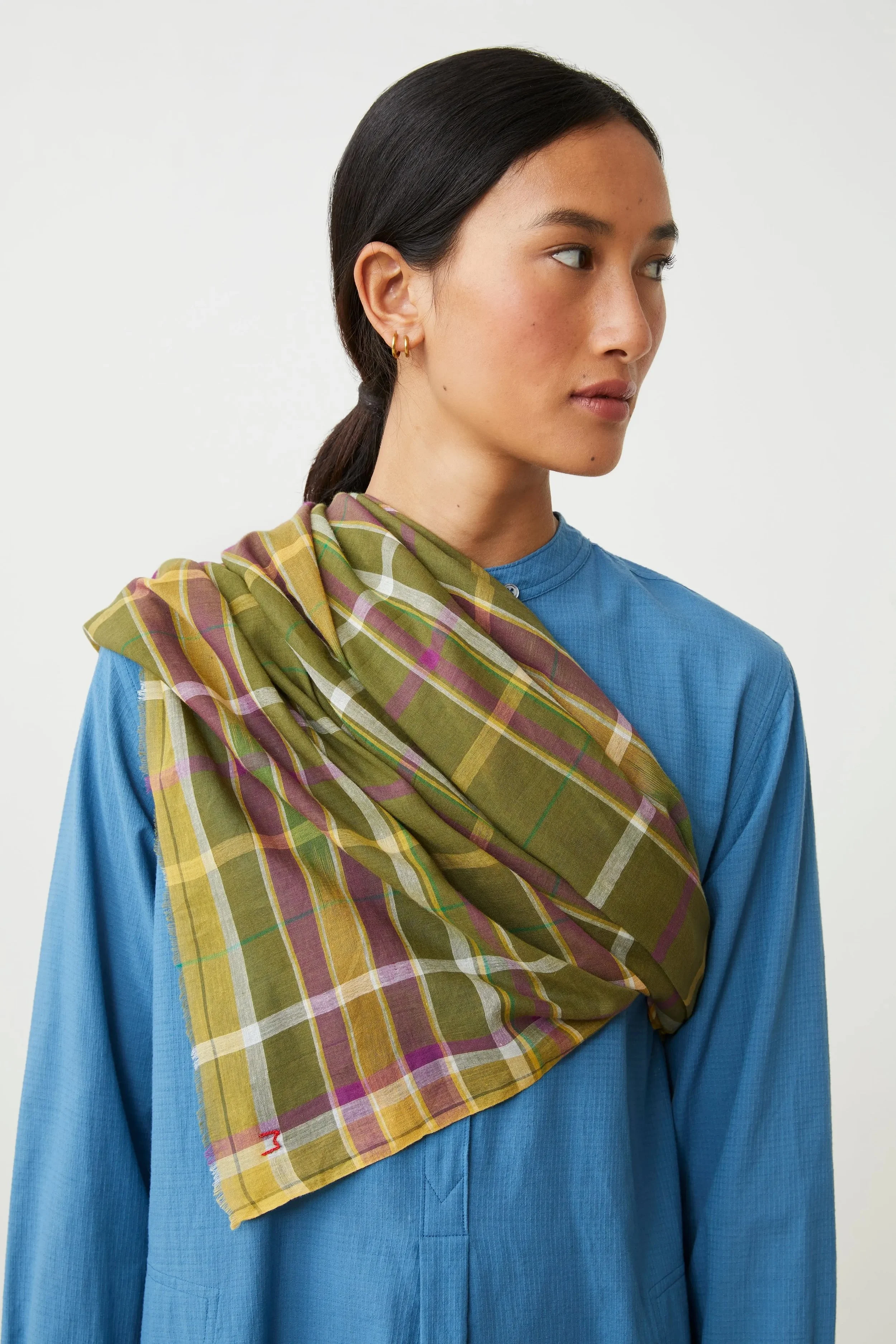 Moismont-messange-tit-scarf-768-amazon-1-manon-bis.jpg
