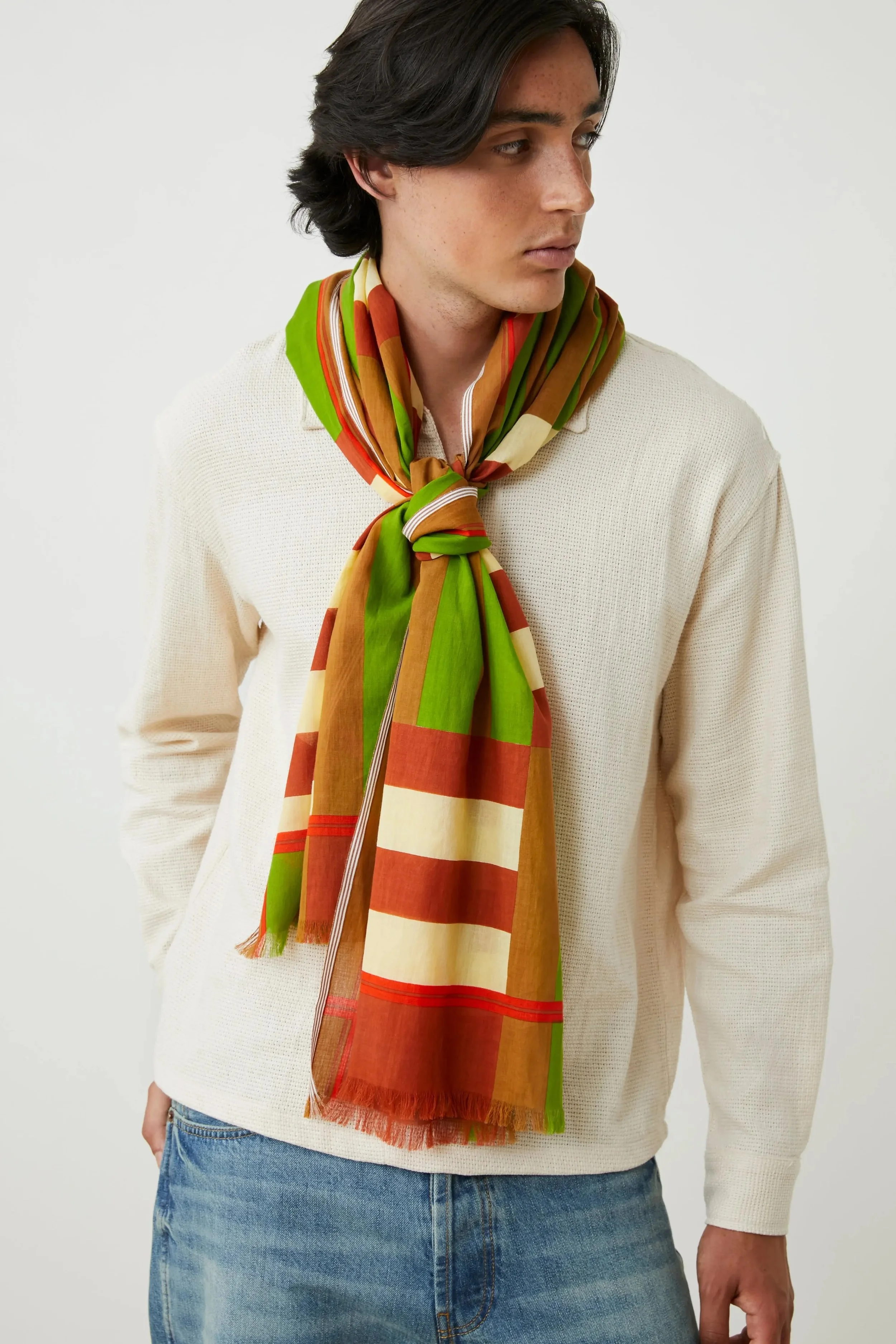 moismont-field-scarf-771-matcha-2-manon-bis.jpg
