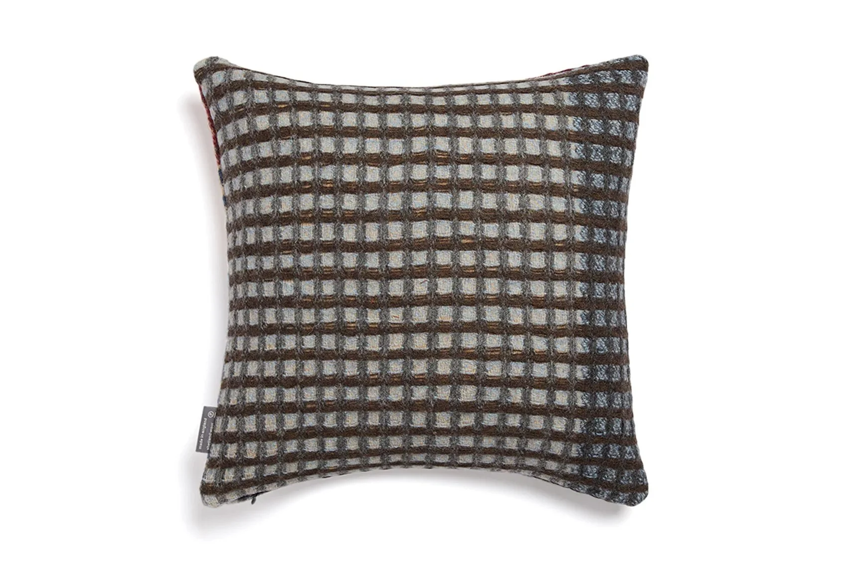 Wallace-Sewell-regent-cushion-waffle-1-manon-bis.jpg