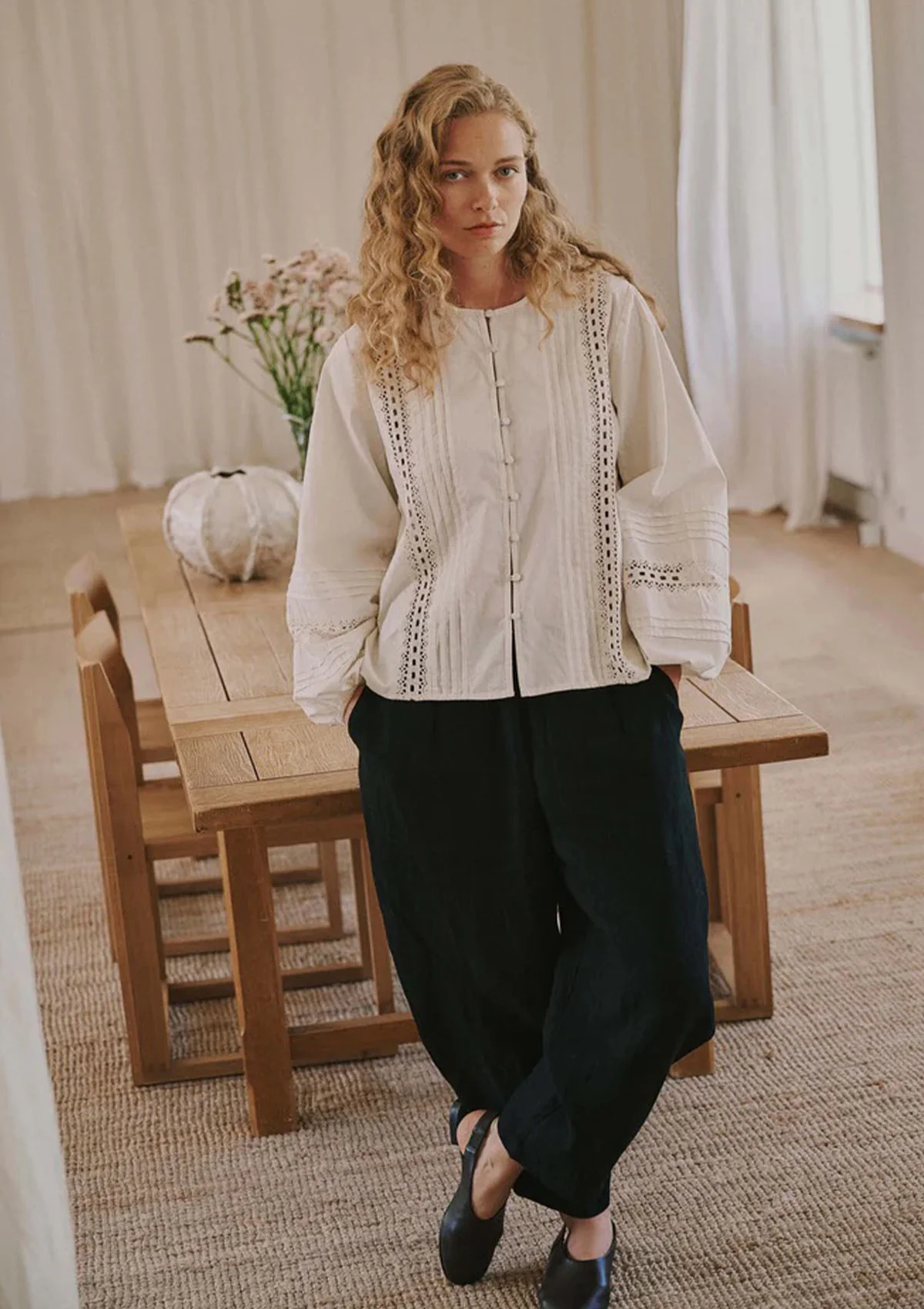 Anne-Mi Billie Barrel Pant Black Manon bis