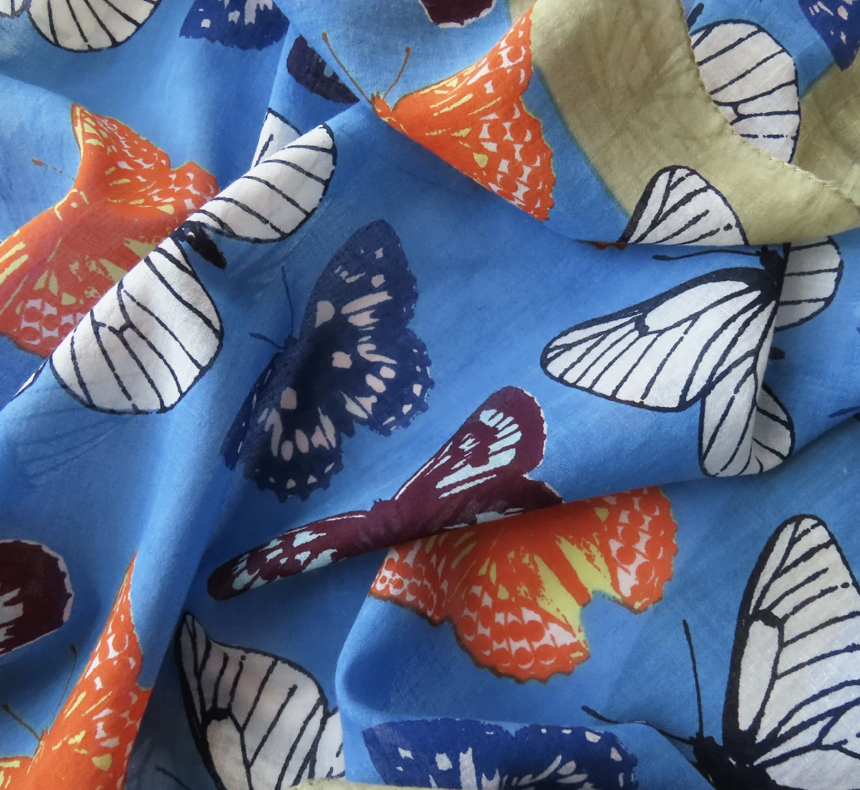 Epice Butterflies Square Scarf Blue Sky MANON BIS.png