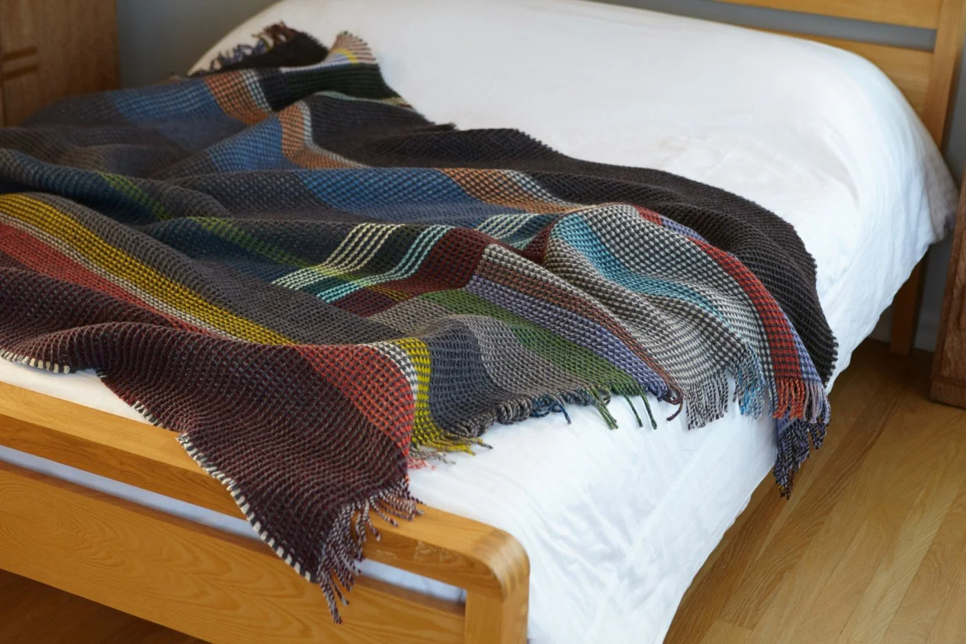 Wallace-sewell-octavia-throw-6-manon-bis.jpg