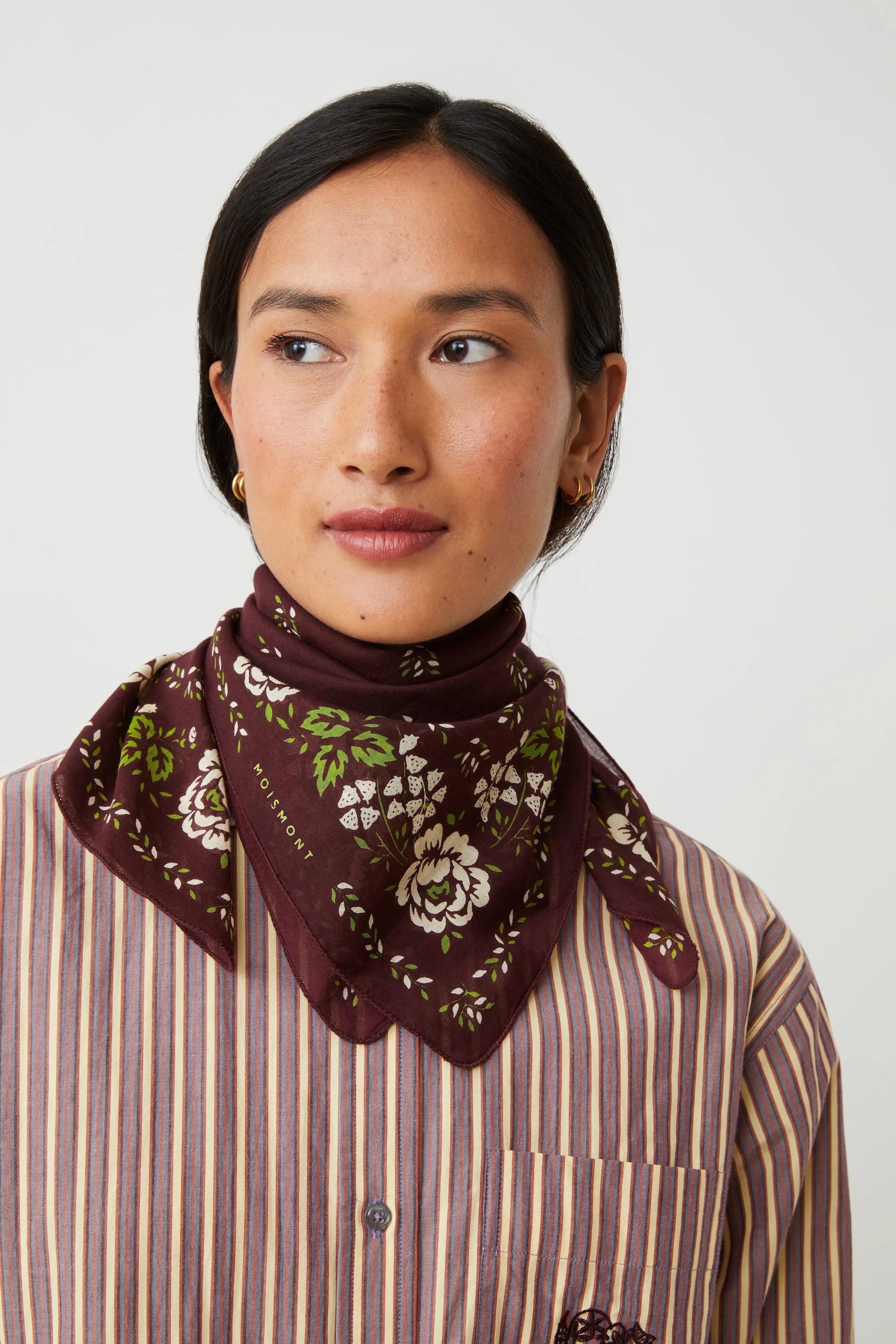 Moismont-Fichu-scarf-652-Garnet-manon-bis.jpg