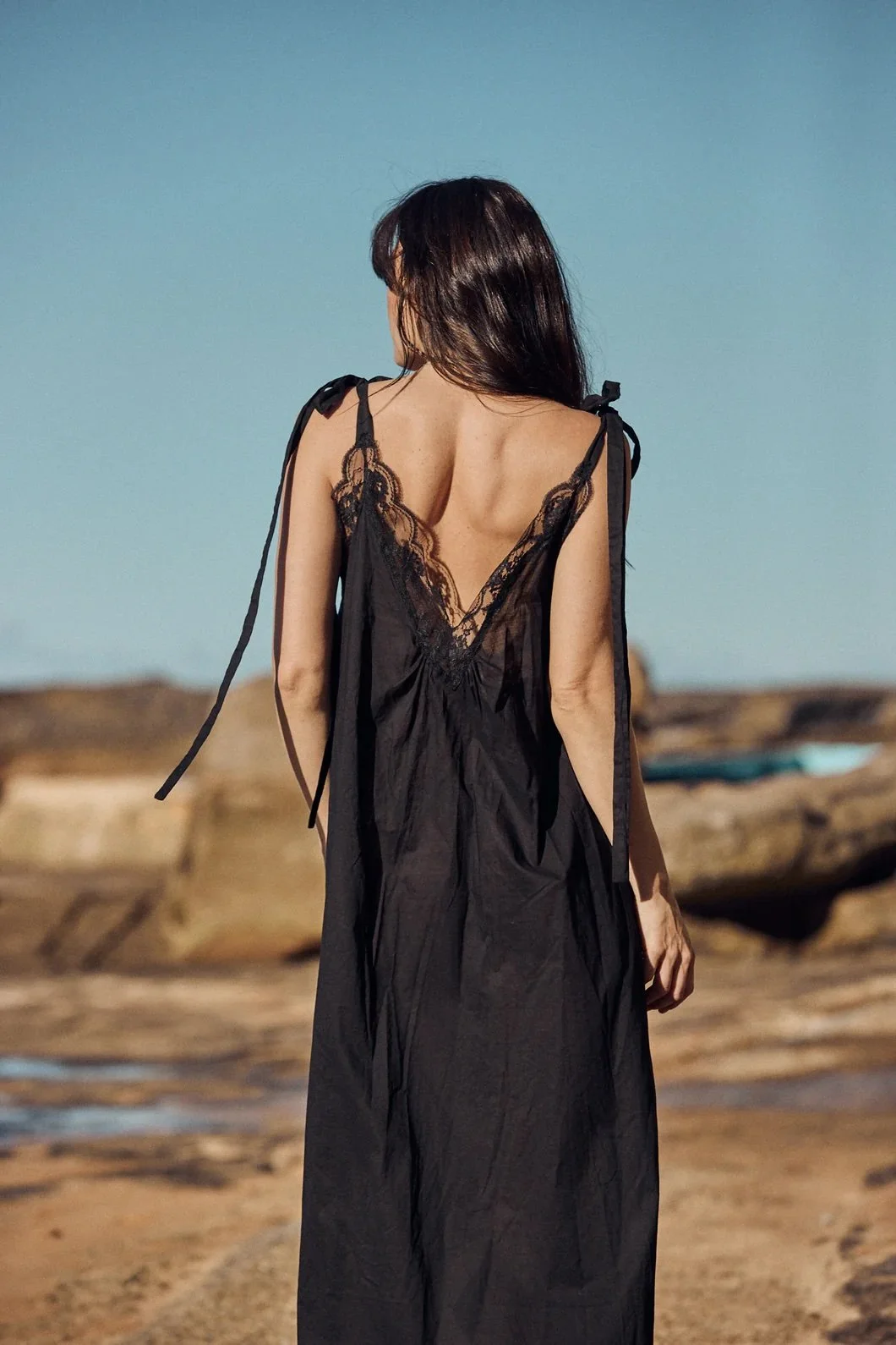 mamapapa-ninie-dress-black-5-manon-bis.jpg