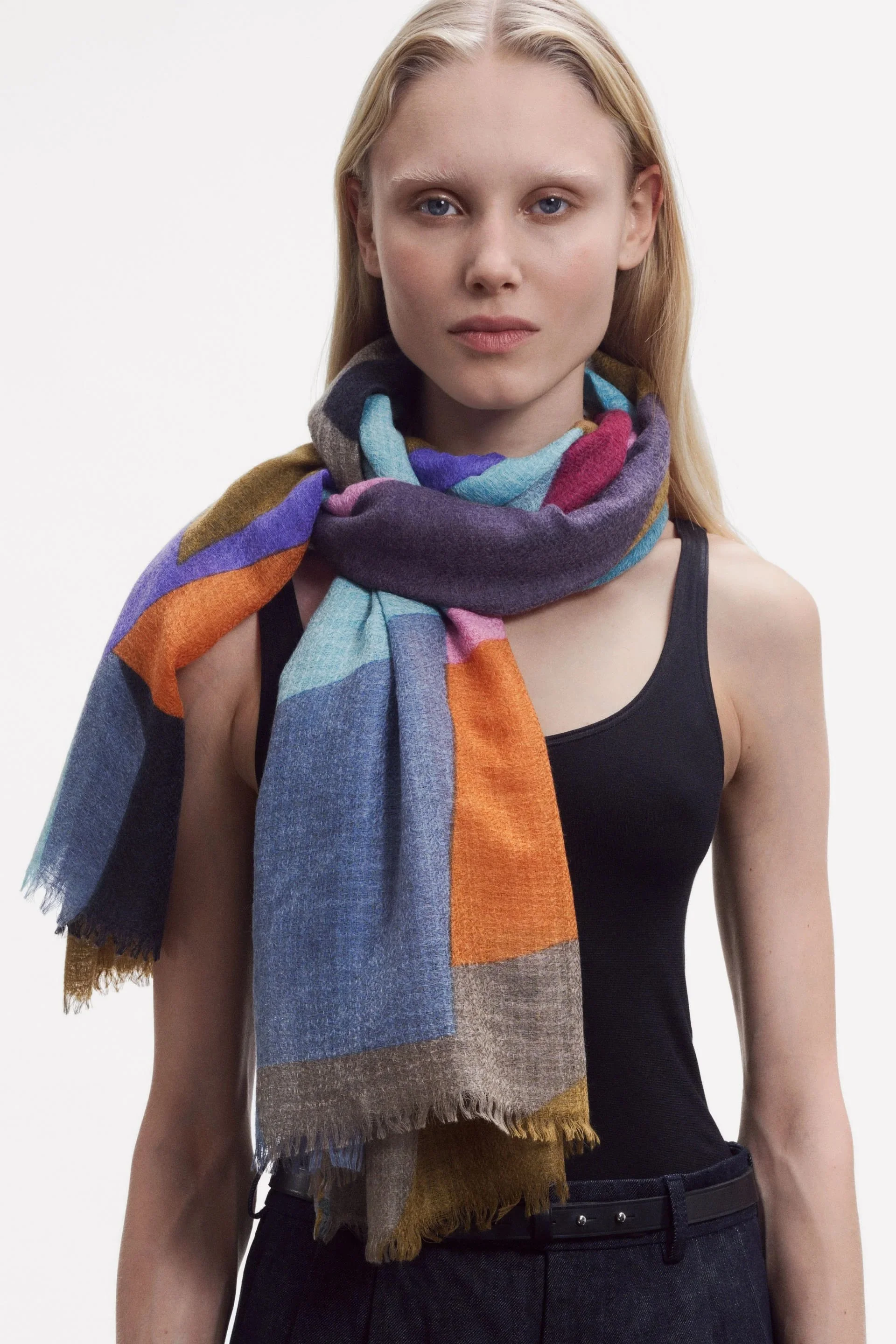 epice-confetti-scarf-GW2510_E-manon-bis.jpg .jpg
