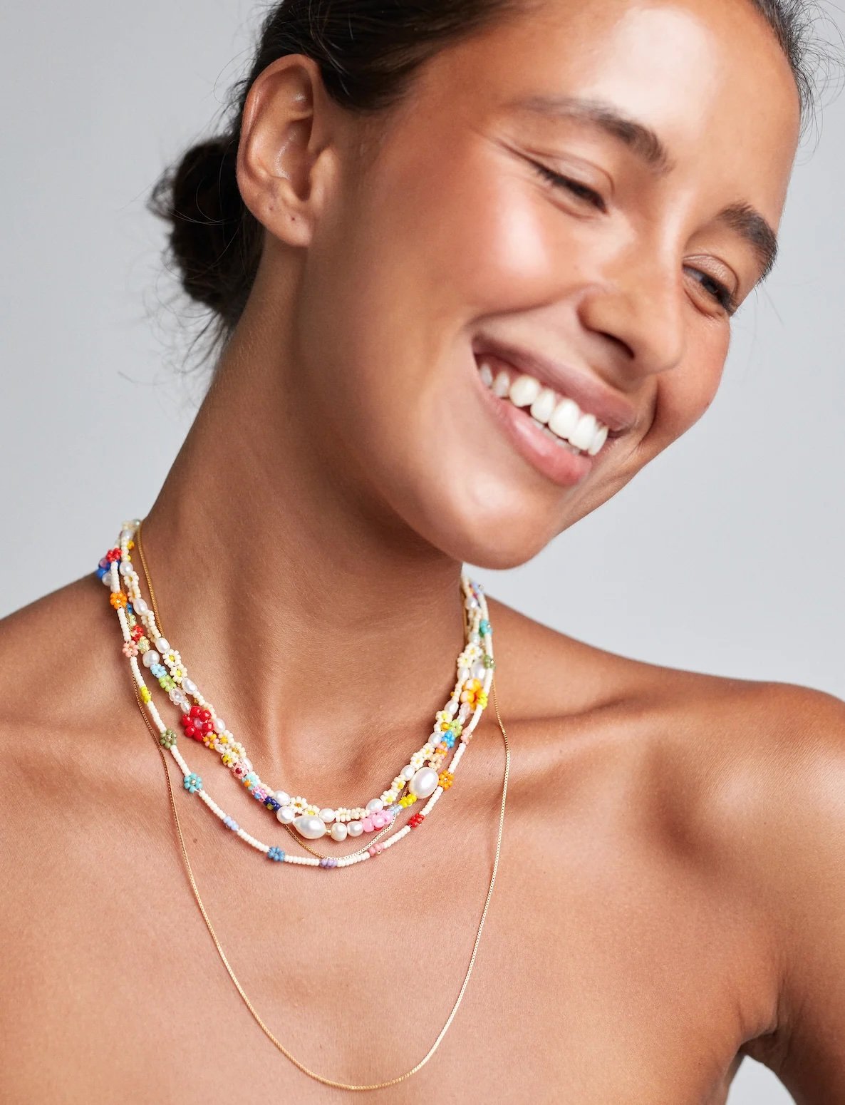 Anni-Lu-mexi-flower-necklace-1-manon-bis.jpg .jpg