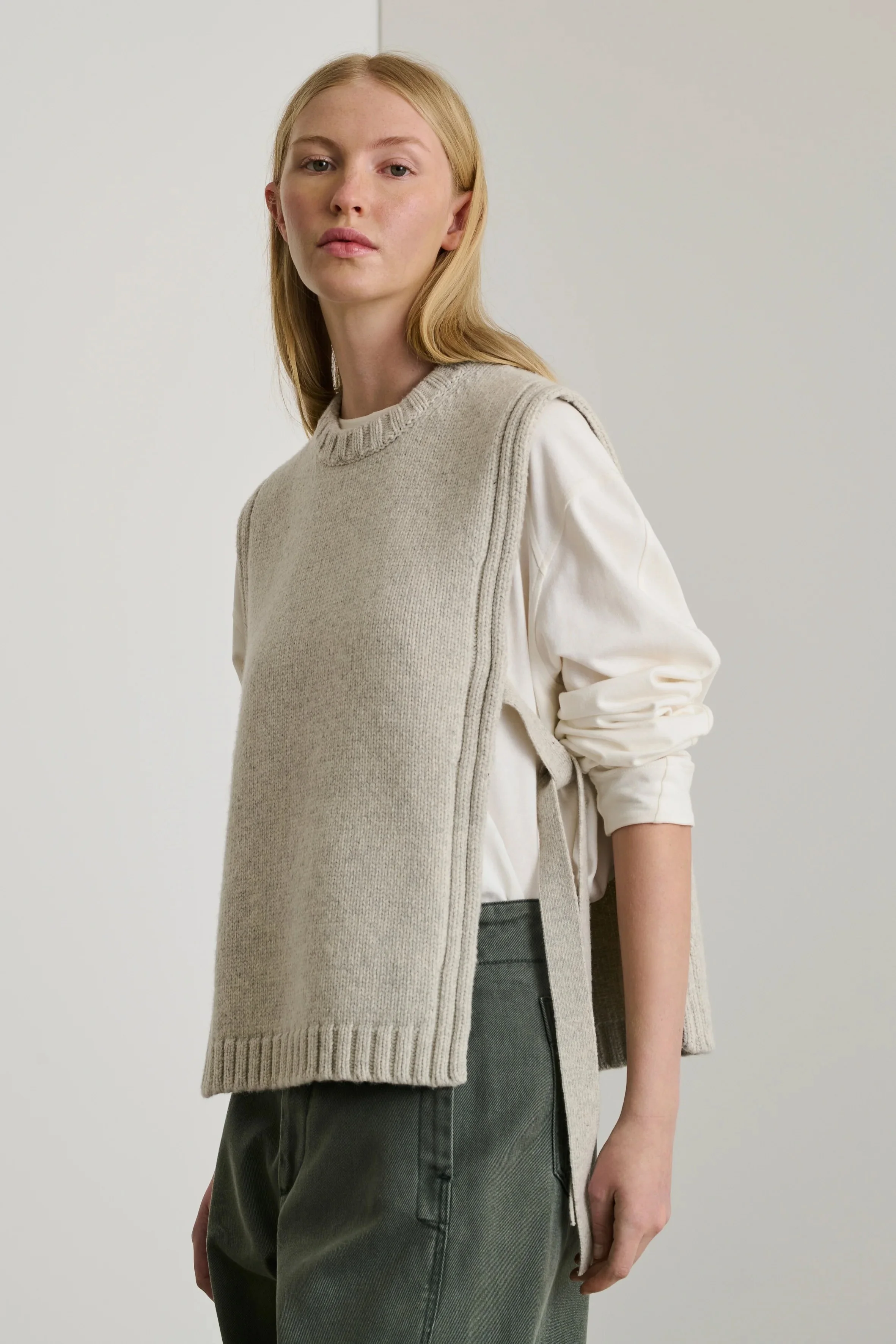 Soeur-Uzel-Pullover-Light_grey7-manon-bis.jpg