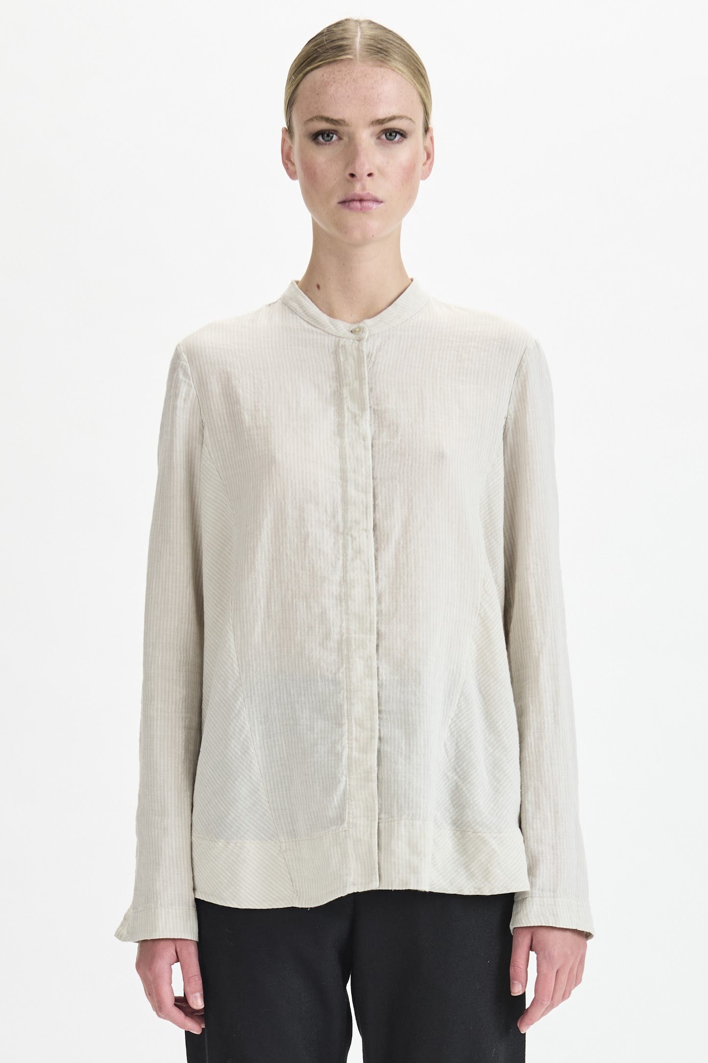 Transit-stripe-slim-shirt-chalk-E141-01-manon-bis.jpg