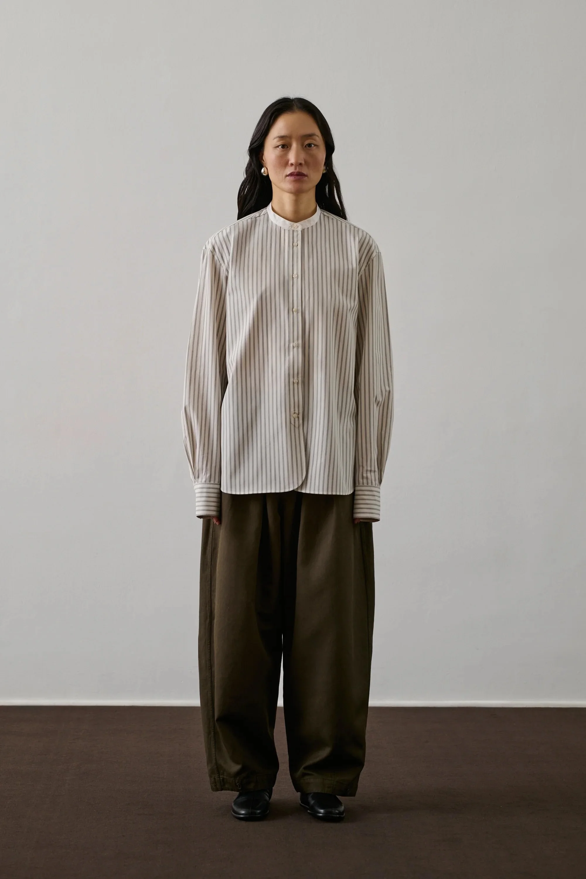 Soeur-Bermudes-Shirt-off-white-black-manon-bis.jpg