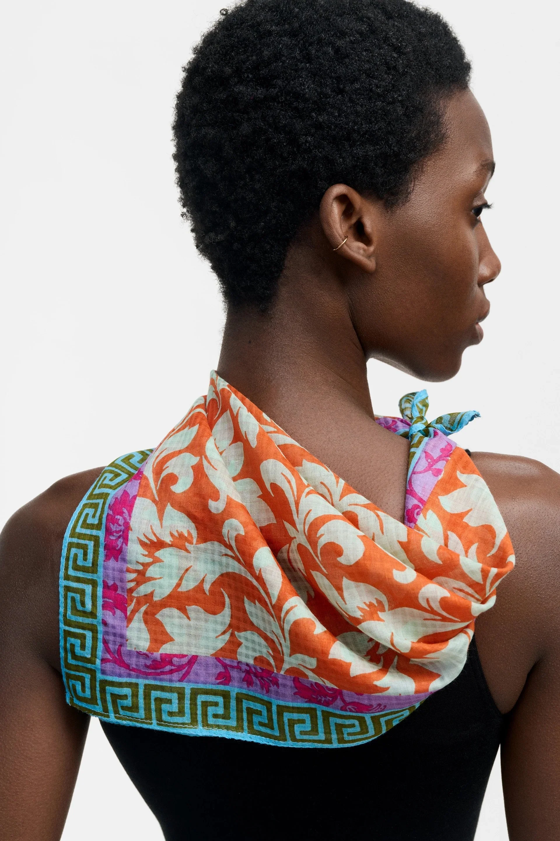 Epice-Border-scarf-bandana-apricot-PS2625_D-3_manon-bis.jpg