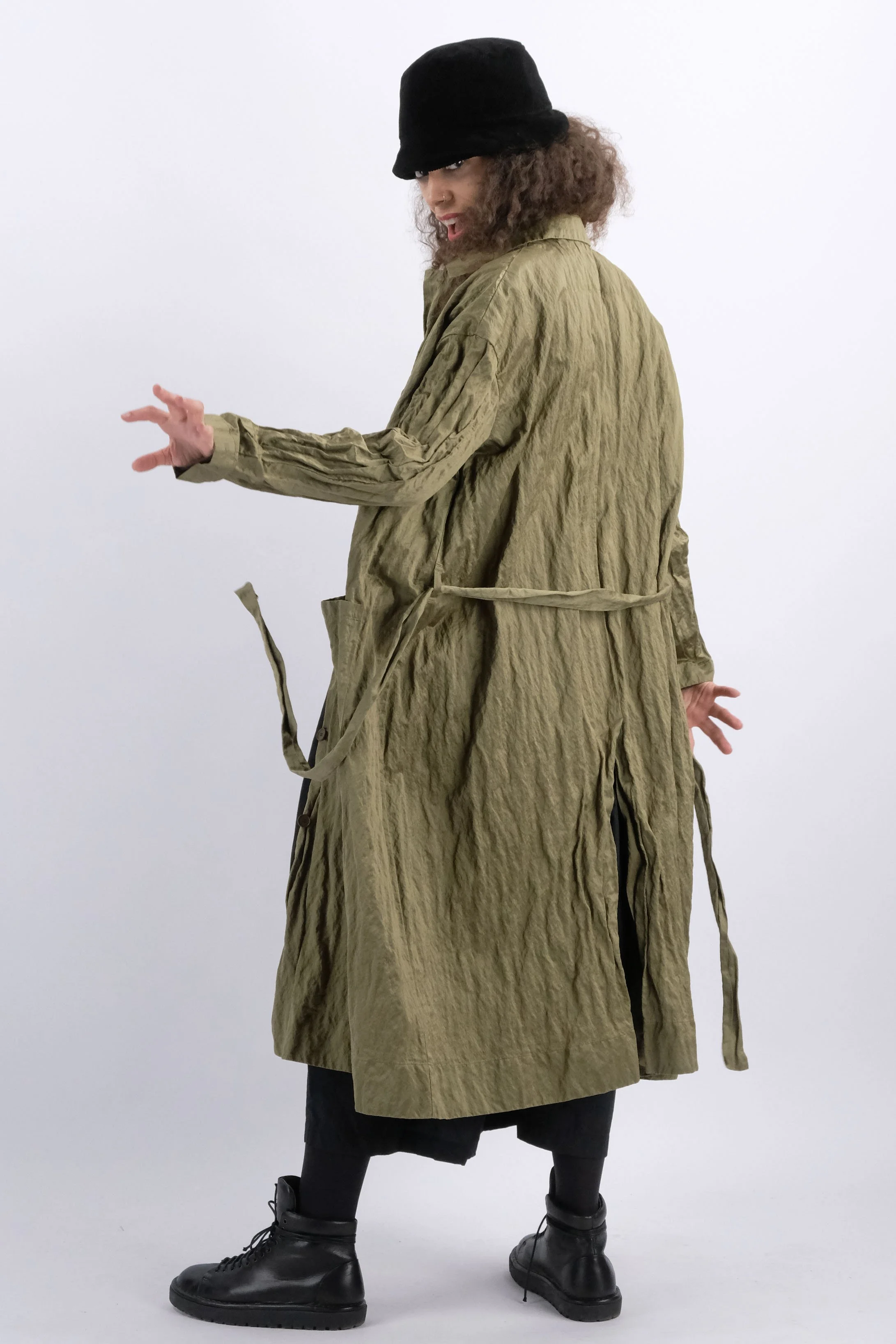 Manuelle-Guibal-Paco-Trench-Auric-6926_auric_manon-bis.jpg