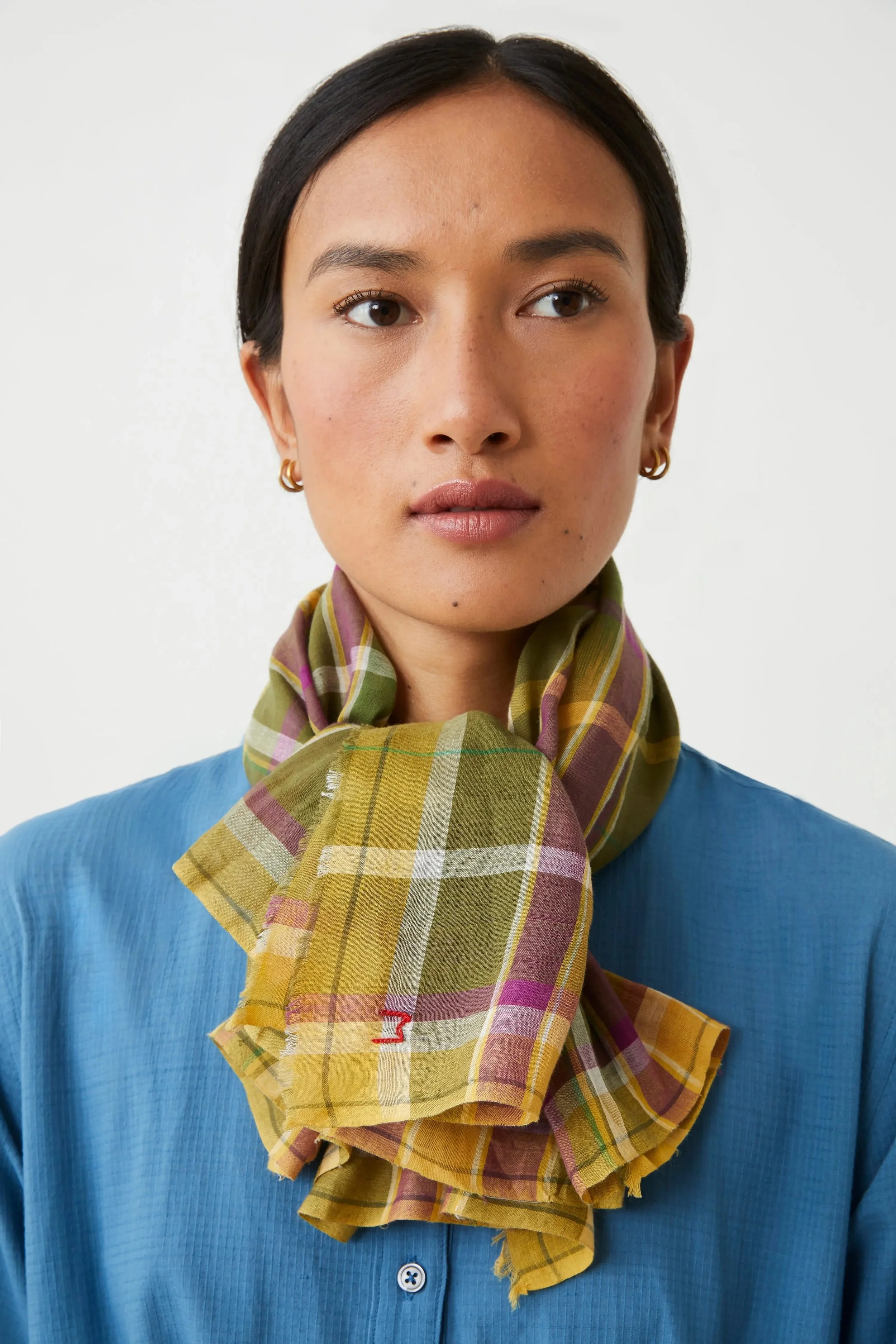 Moismont-messange-tit-scarf-768-amazon-manon-bis.jpg