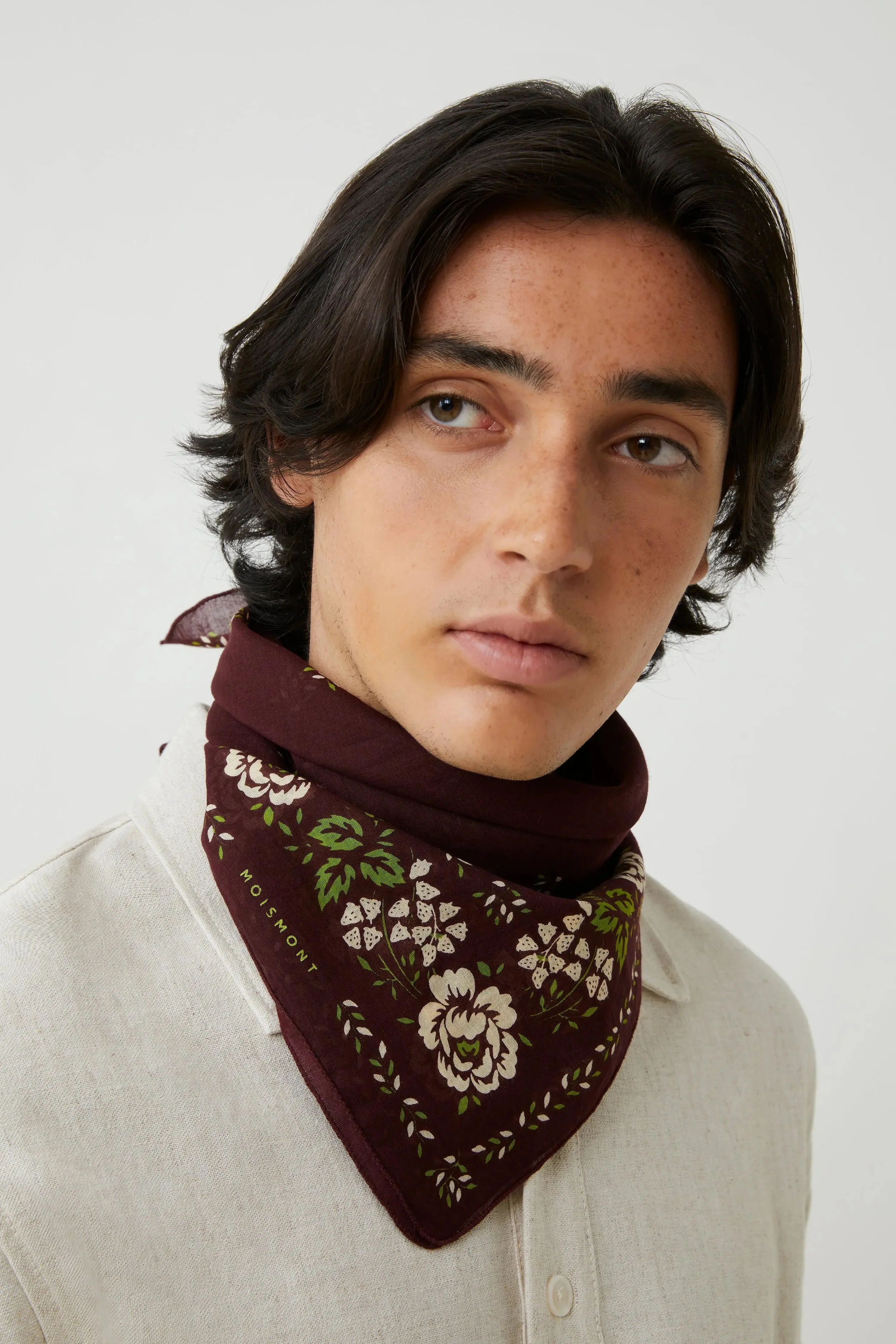 Moismont-Fichu-scarf-652-Garnet-1-manon-bis.jpg