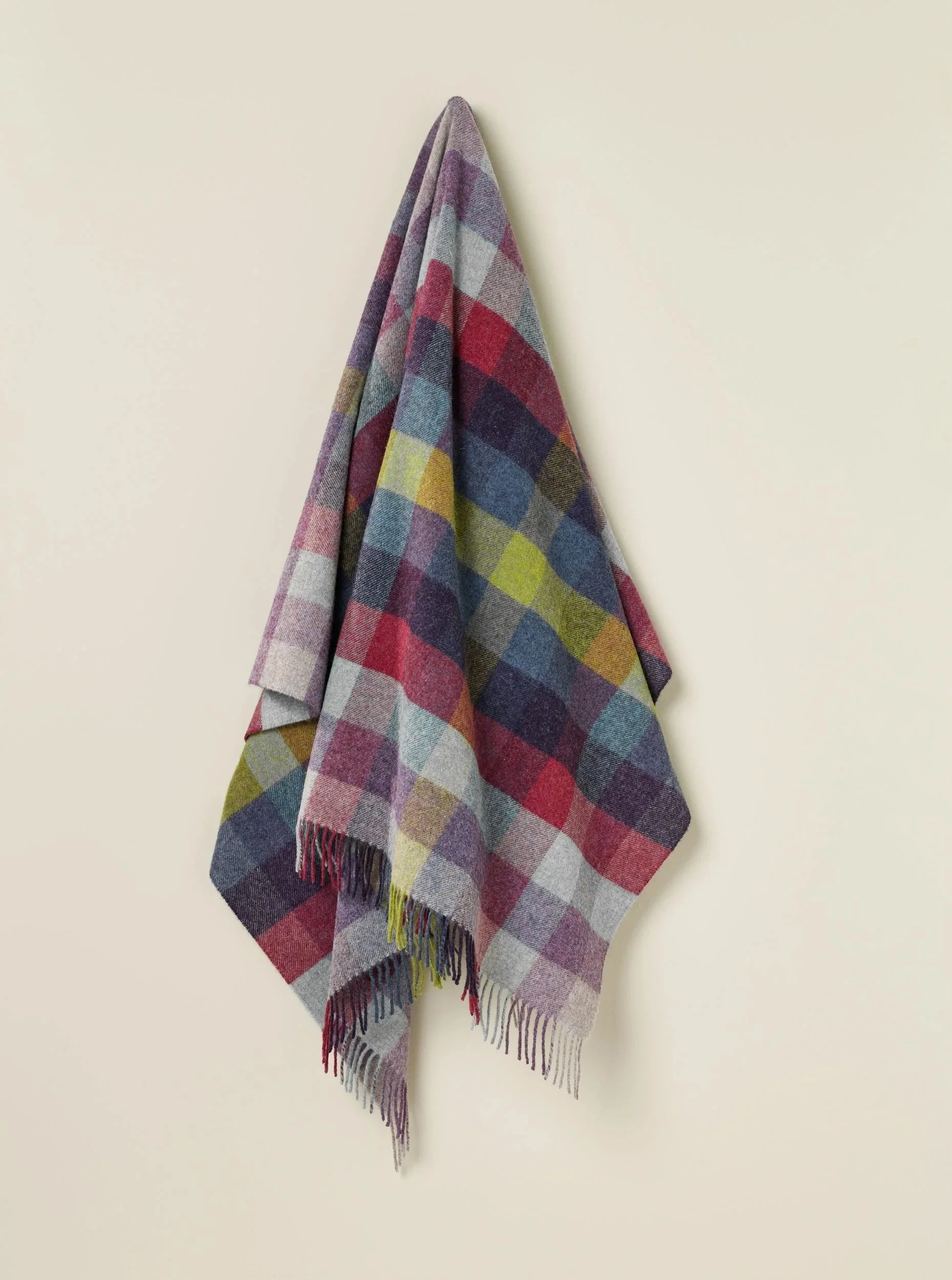 Bronte-by-moon-harlequin-moorland-throw-1-manon-bis.jpg
