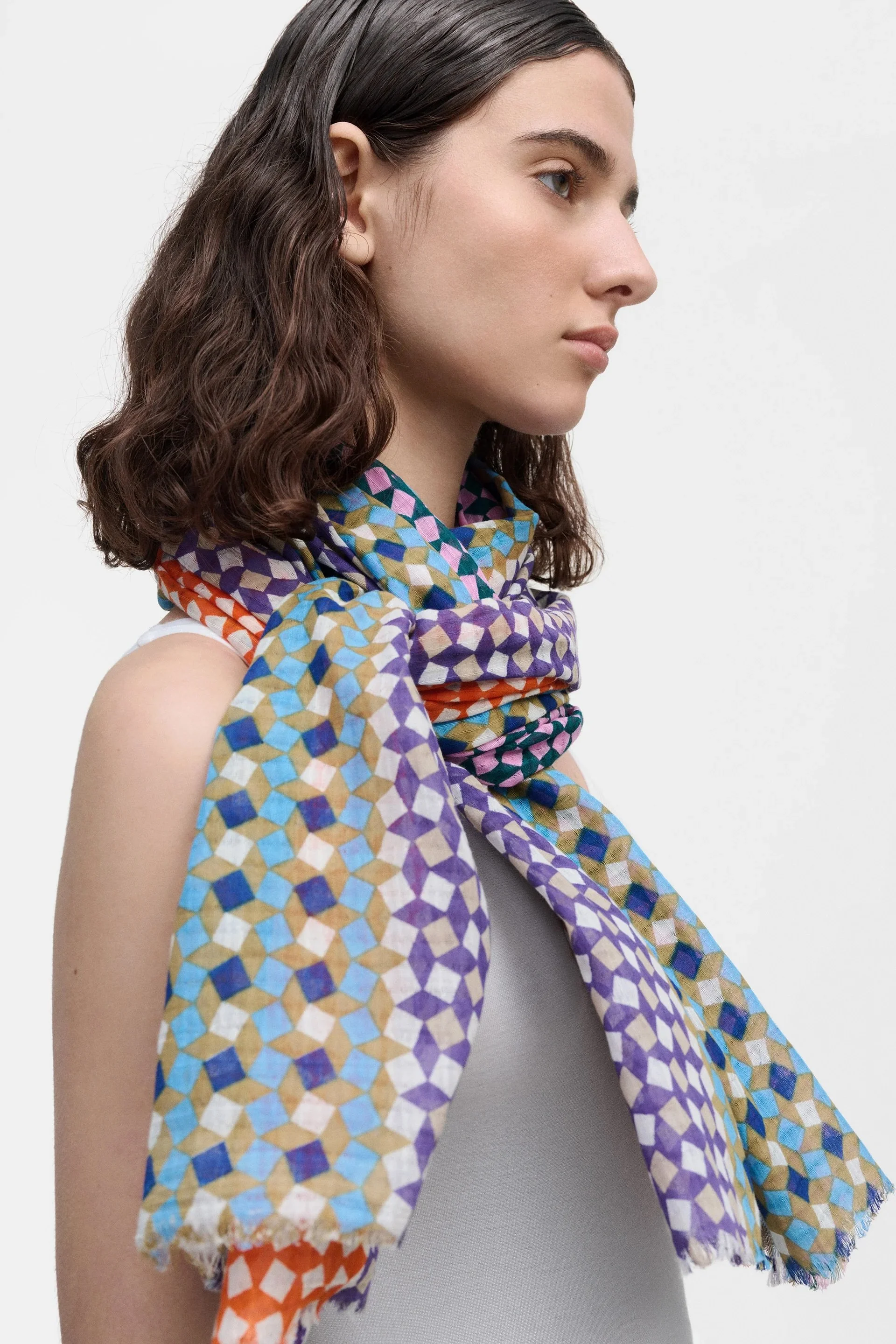 Epice-4-panel-scarf-PS2630_D_orange-1-manon-bis.jpg