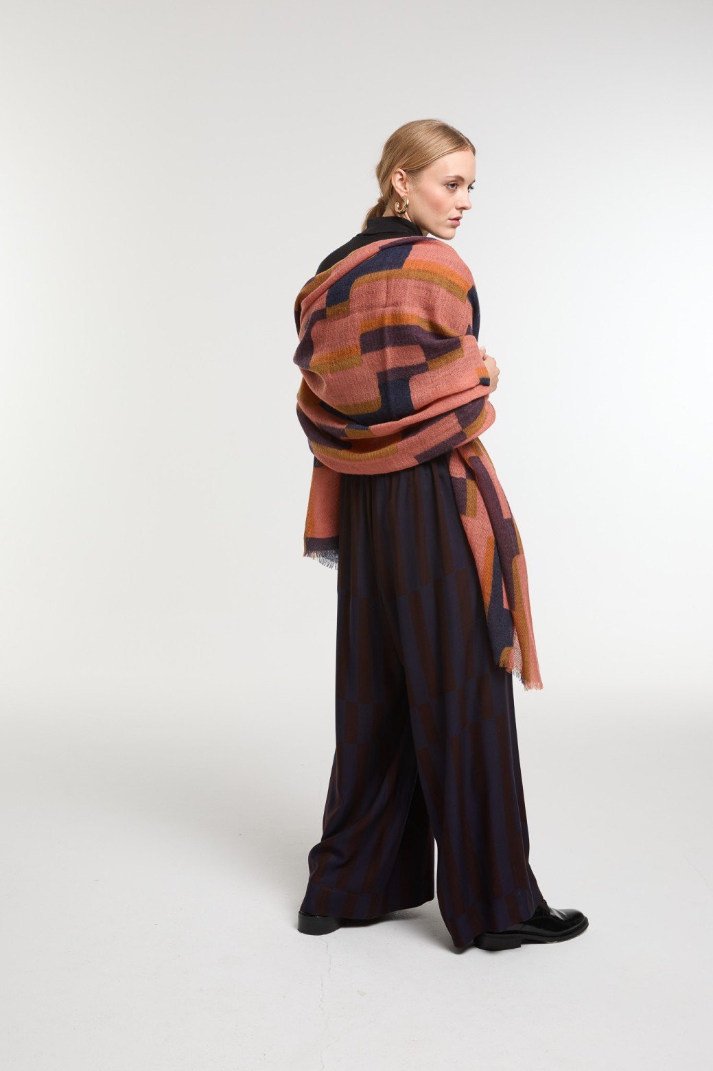 mapoesie-foulard-scarf-edom-blush-manon-bis-4.jpg