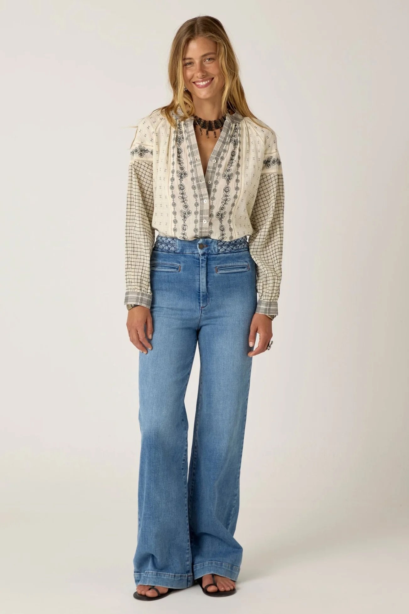 Maison-Hotel-Noemi-Blouse-patchwork-Notes-ash-manon-bis.jpg