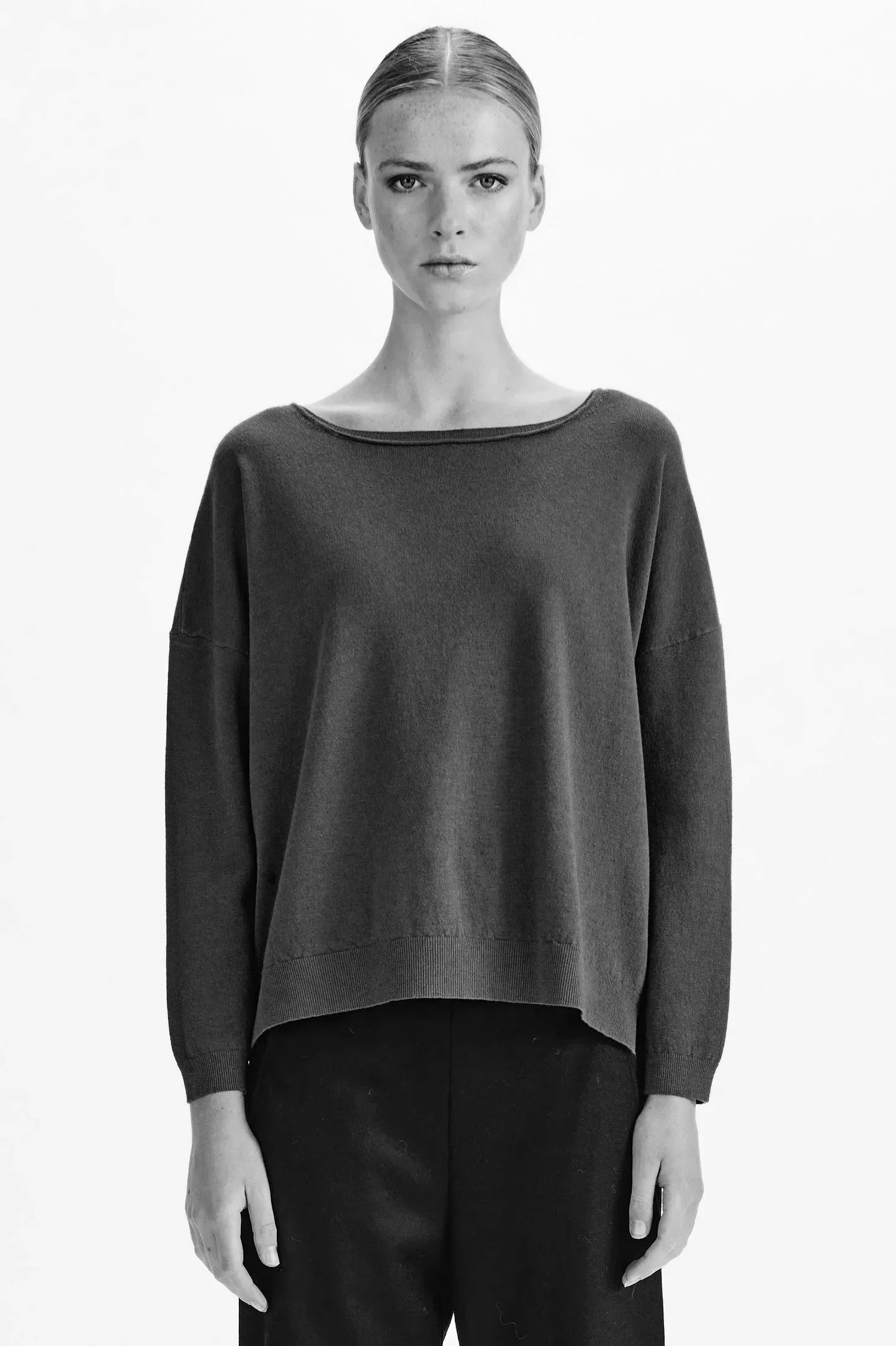 Transit-Knit-Pullover-Anthracite-CFDTRB11462-19_01_manon-bis.jpg