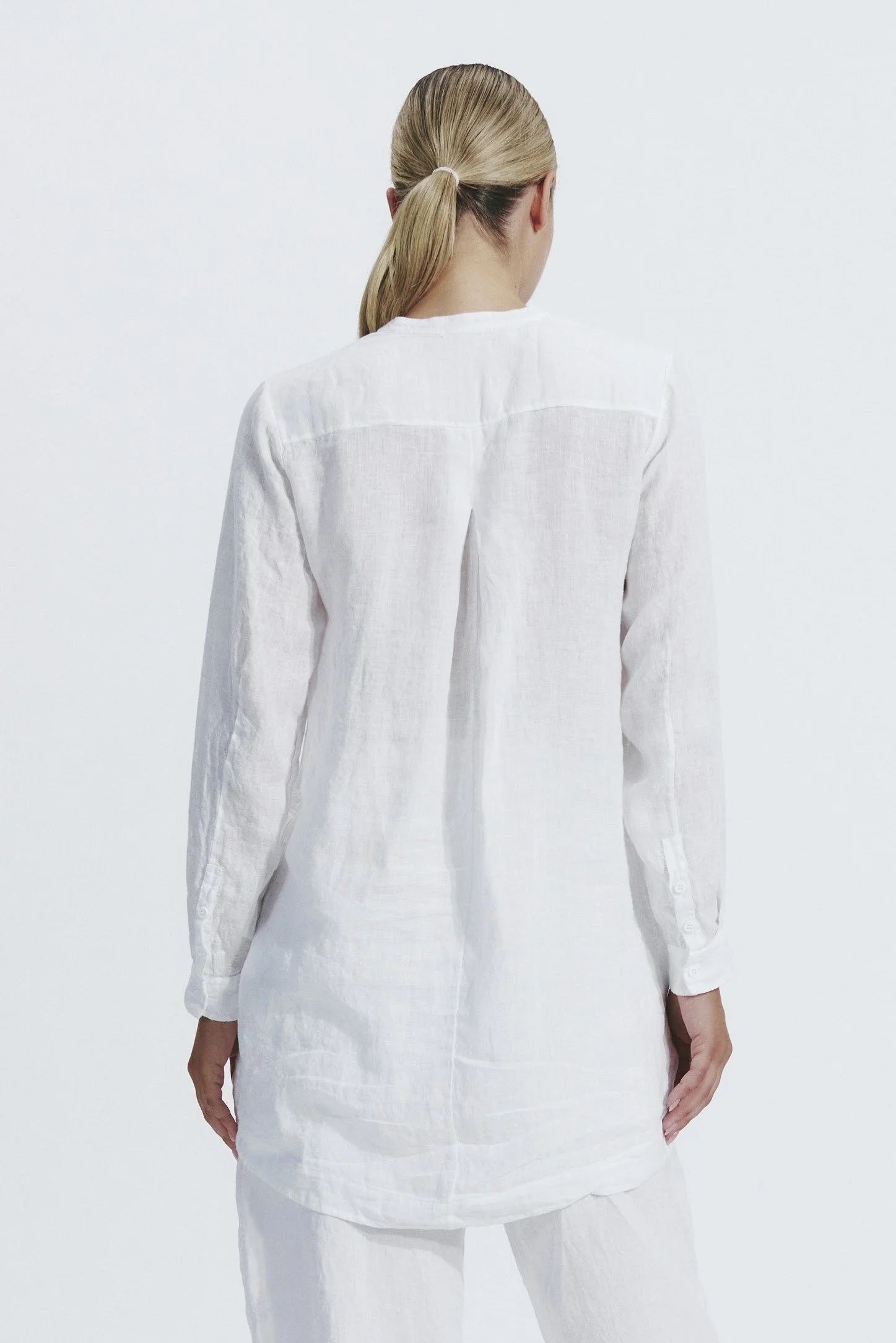 Transit-Linen-Longline-shirt-white-manon-bis-CFDTRZE145-00_01_B.jpg