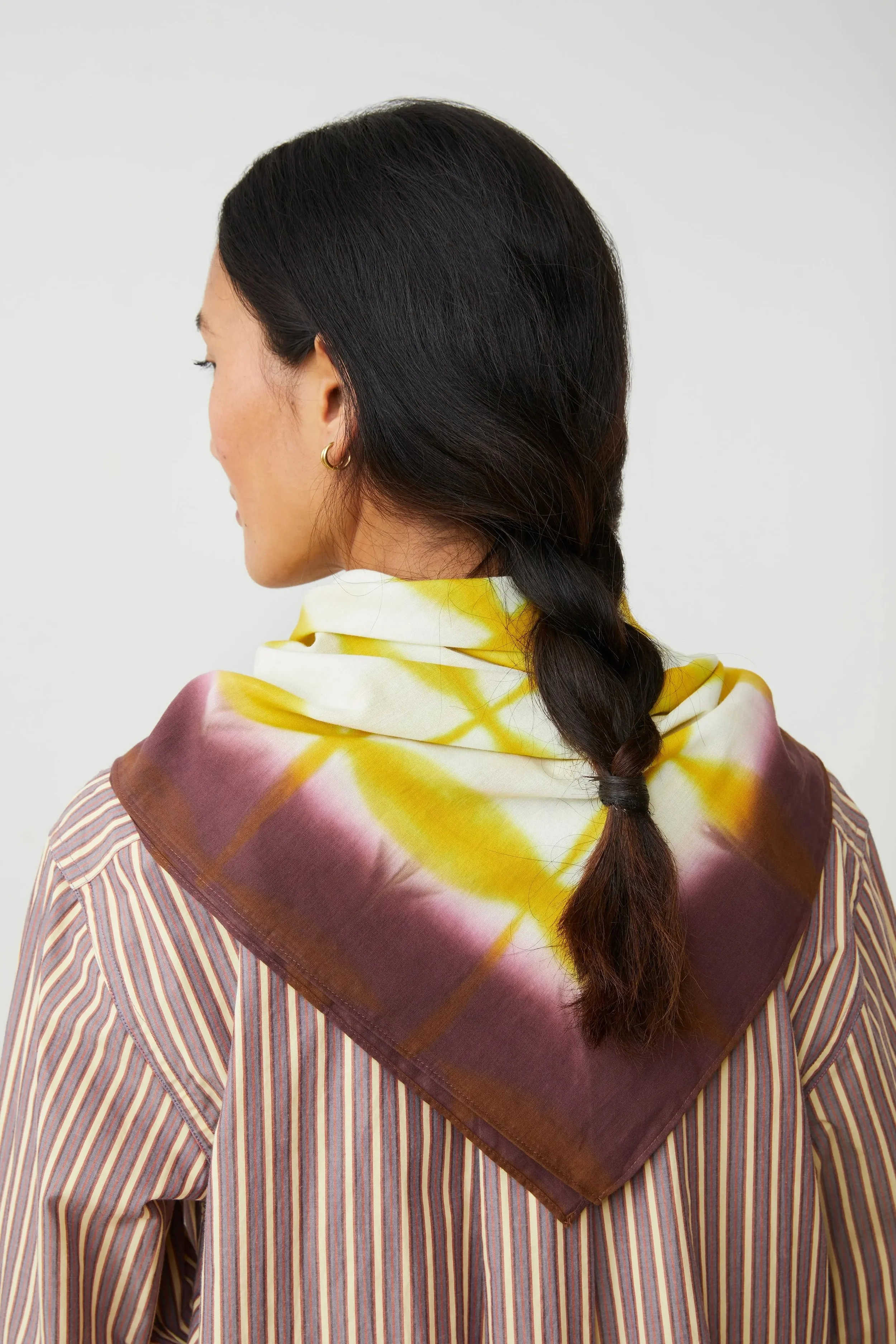 Moismont-pie-scarf-766-matcha-2-manon-bis.jpg