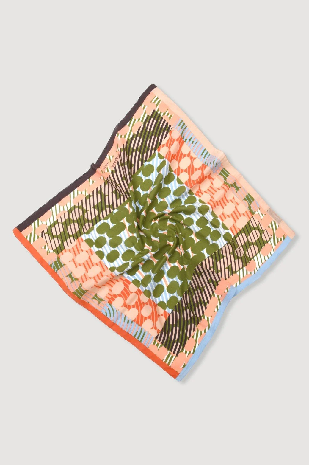 mapoesie-rose-khaki-pollen-square-scarf-2-manon-bis.jpg