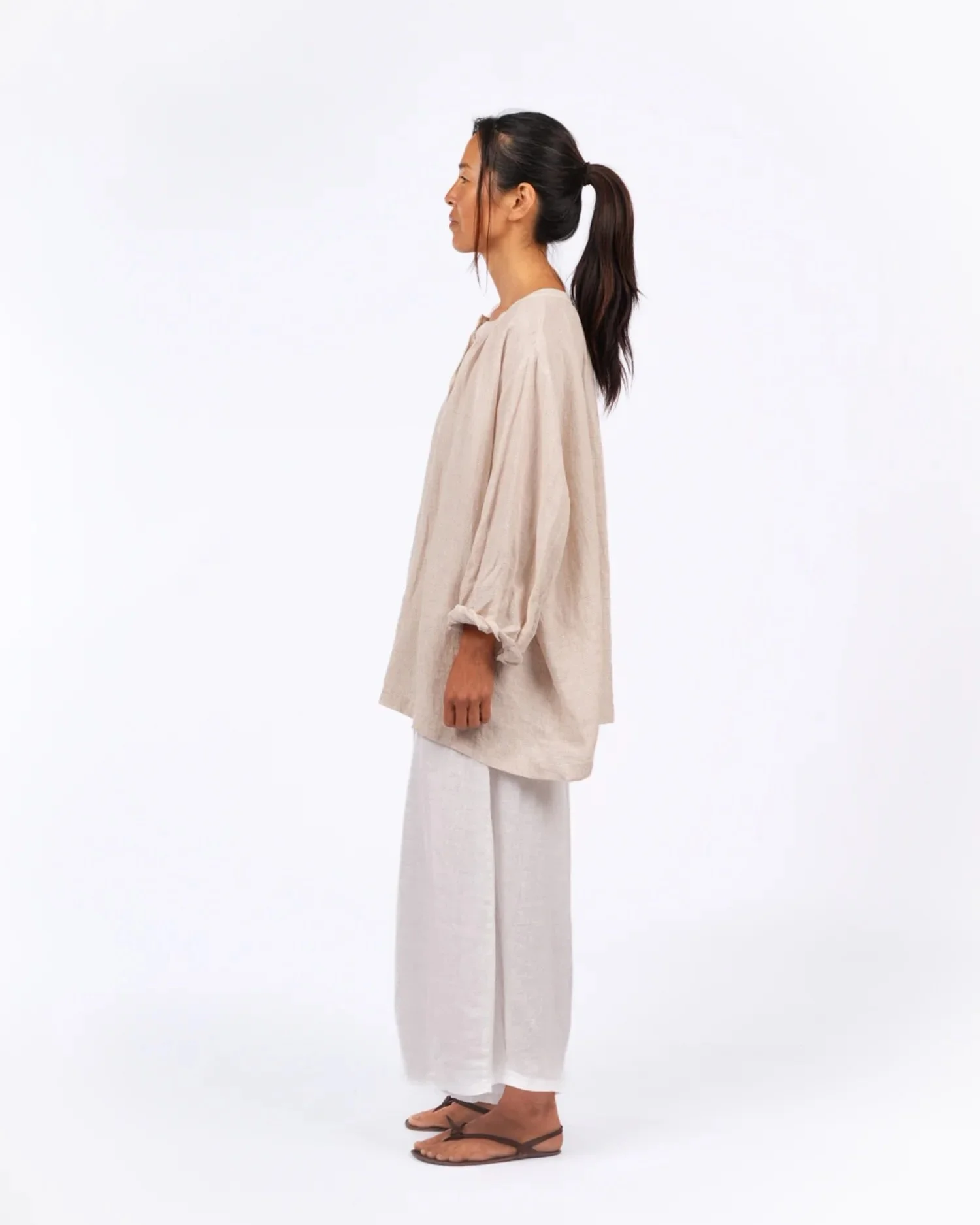 montaigne-carmen-linen-top-in-fine-houndstooth-linen-2-manon-bis.jpg .jpg