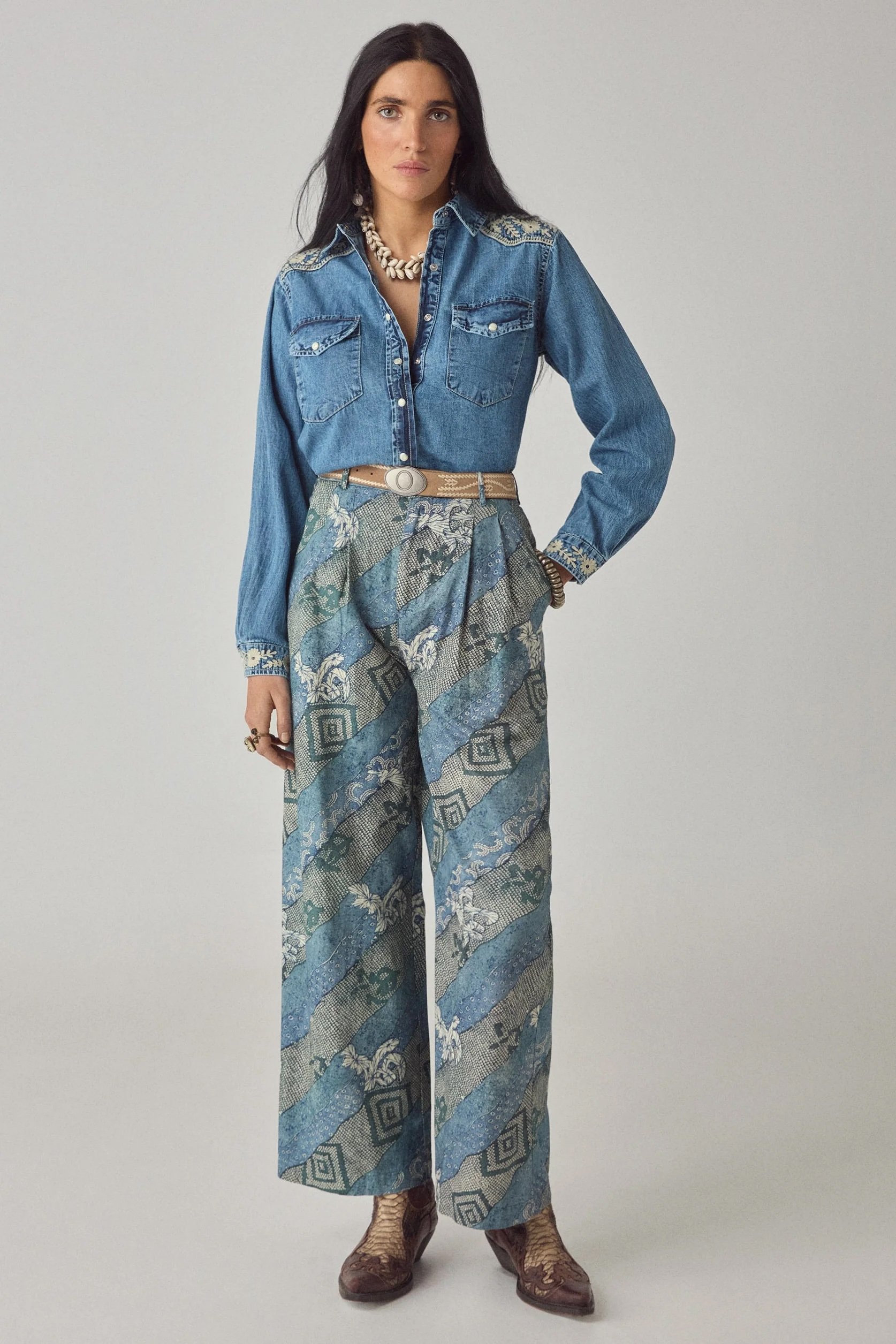 Maison-Hotel-Thelma-Shirt-arizona-blue-manon-bis.jpg