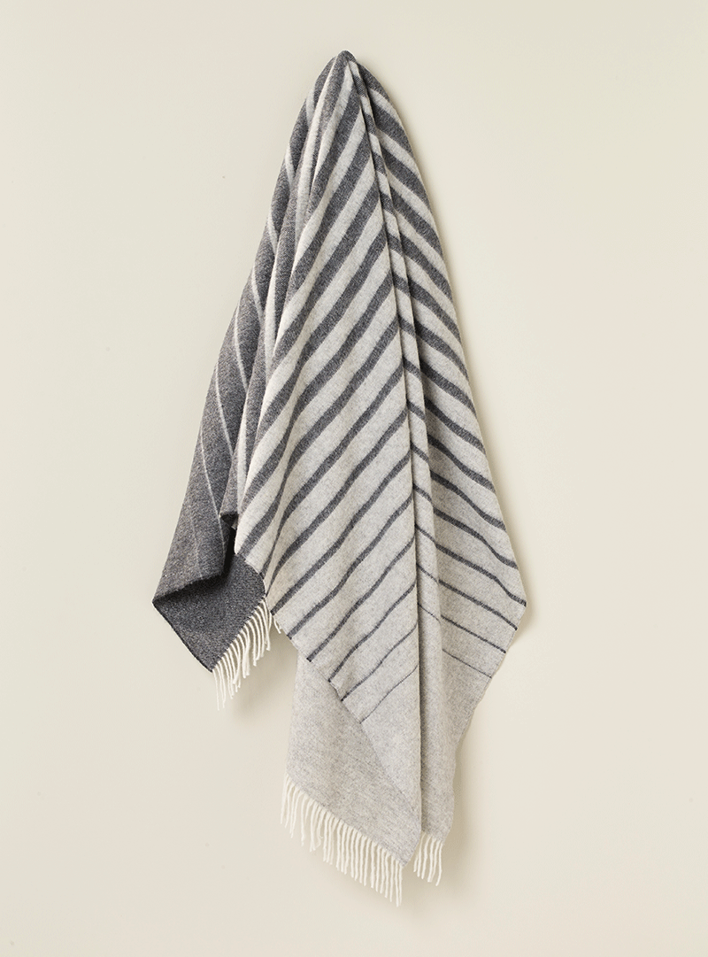 bronte-by-moon-albion-grey-throw-1-manon-bis.jpg.png