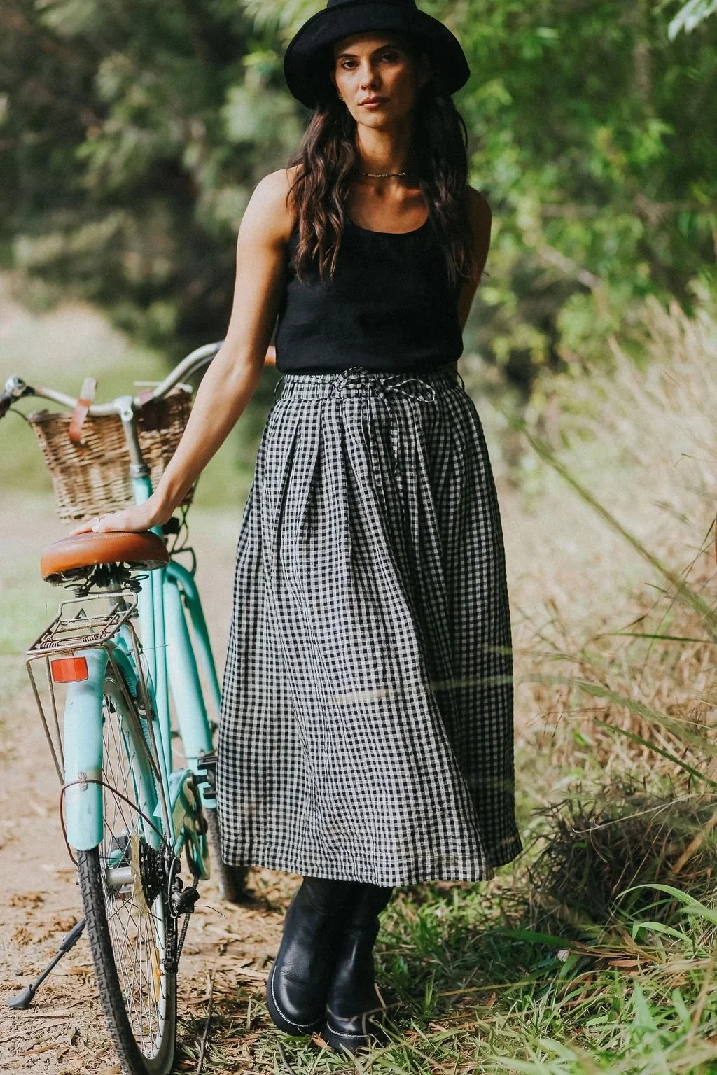 montaigne-amelie-linen-skirt-black-and-white-gingham-manon-bis.jpg .jpg