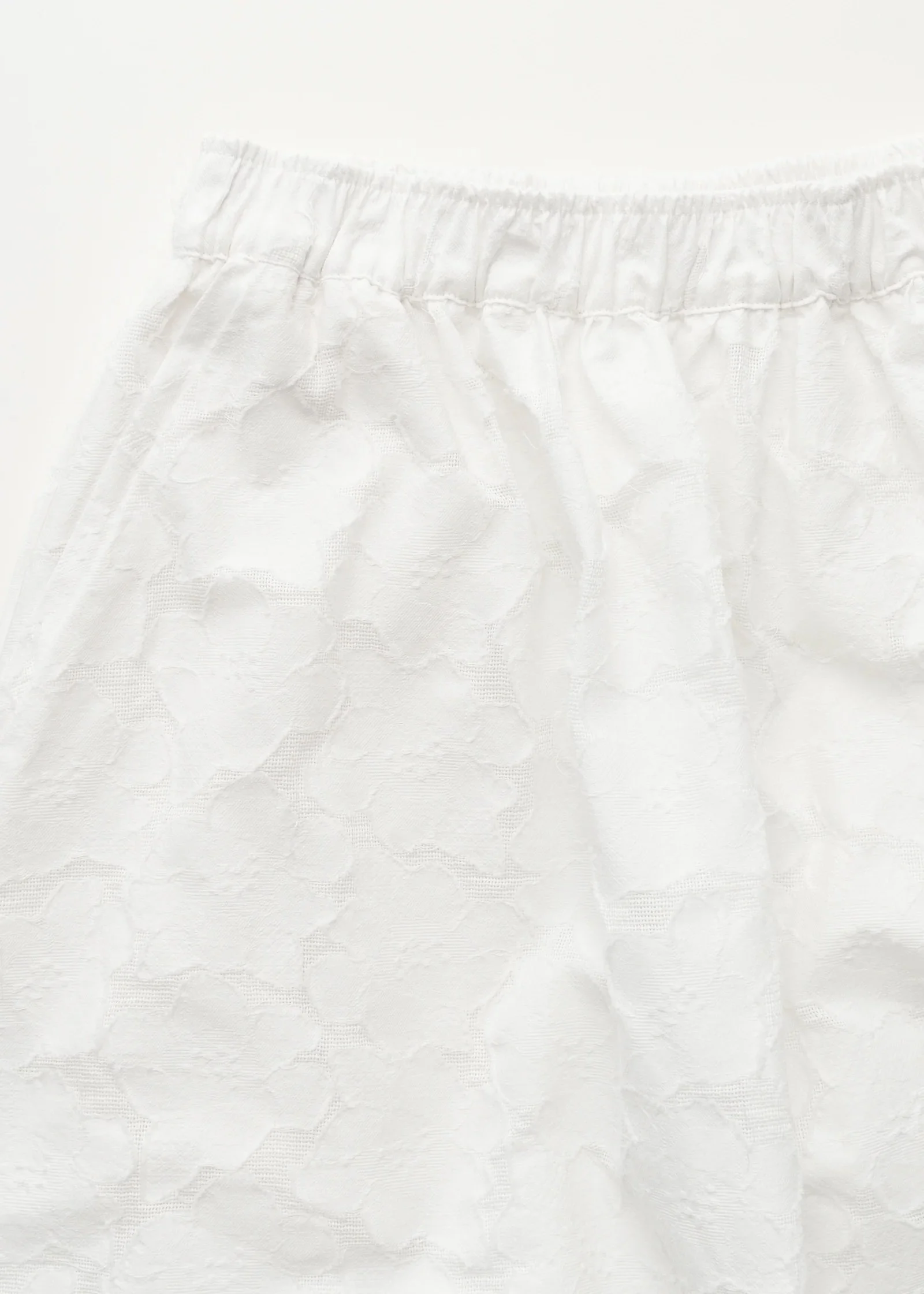 Aiayu-Skirt-Laceflower_White_1-Manon-Bis.jpg .jpg