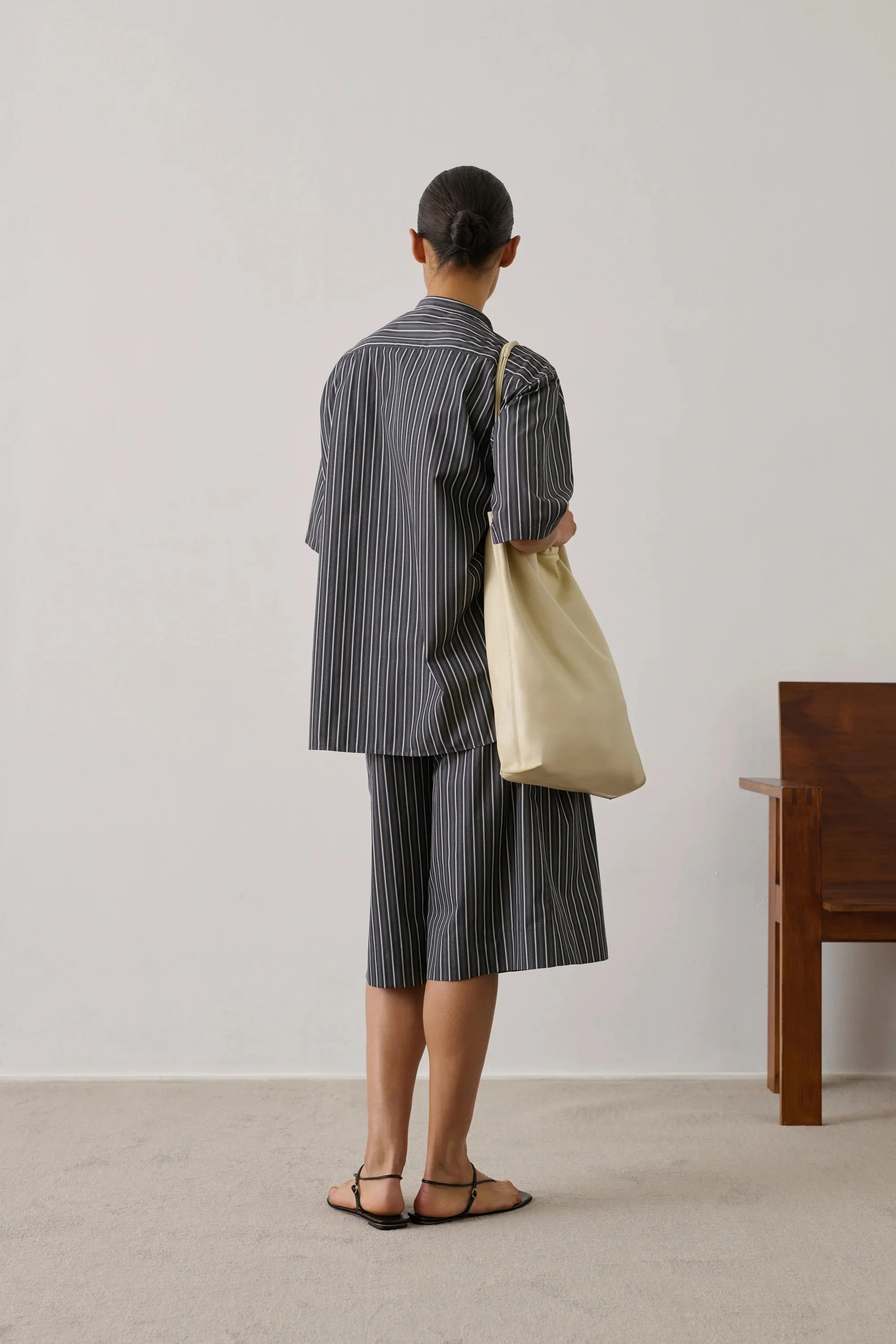 Soeur-hannah-shirt-black-cardamom-1-manon-bis.jpg